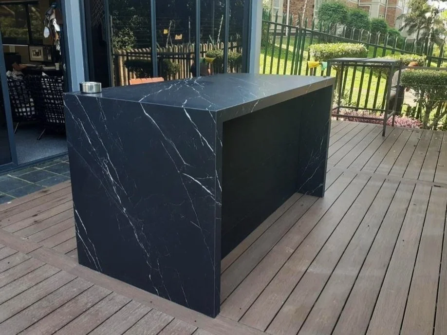 Sarasota Outdoor Kitchen Countertops: 11 Porcelain Inspirations for ...