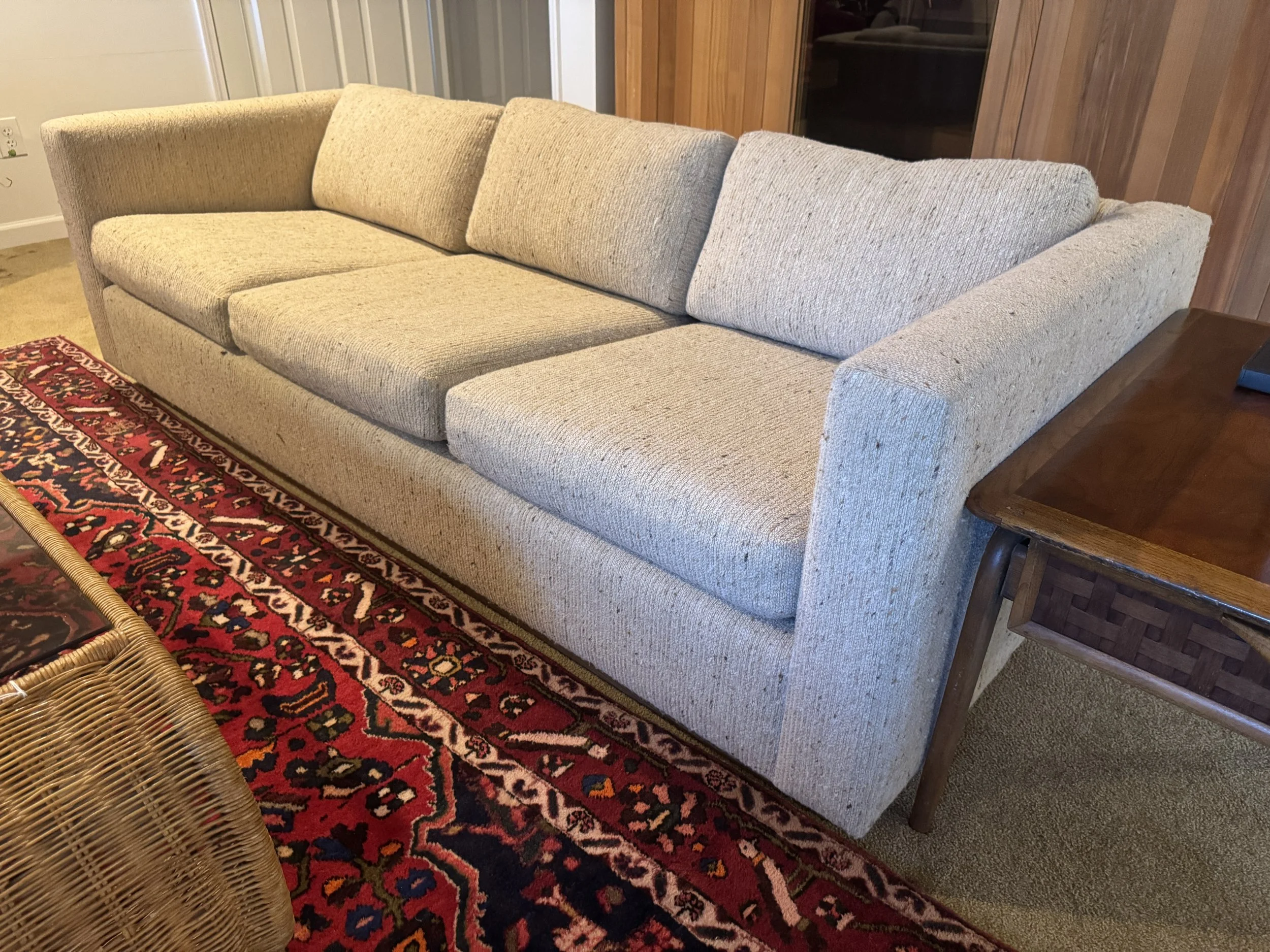 Sofa.JPG