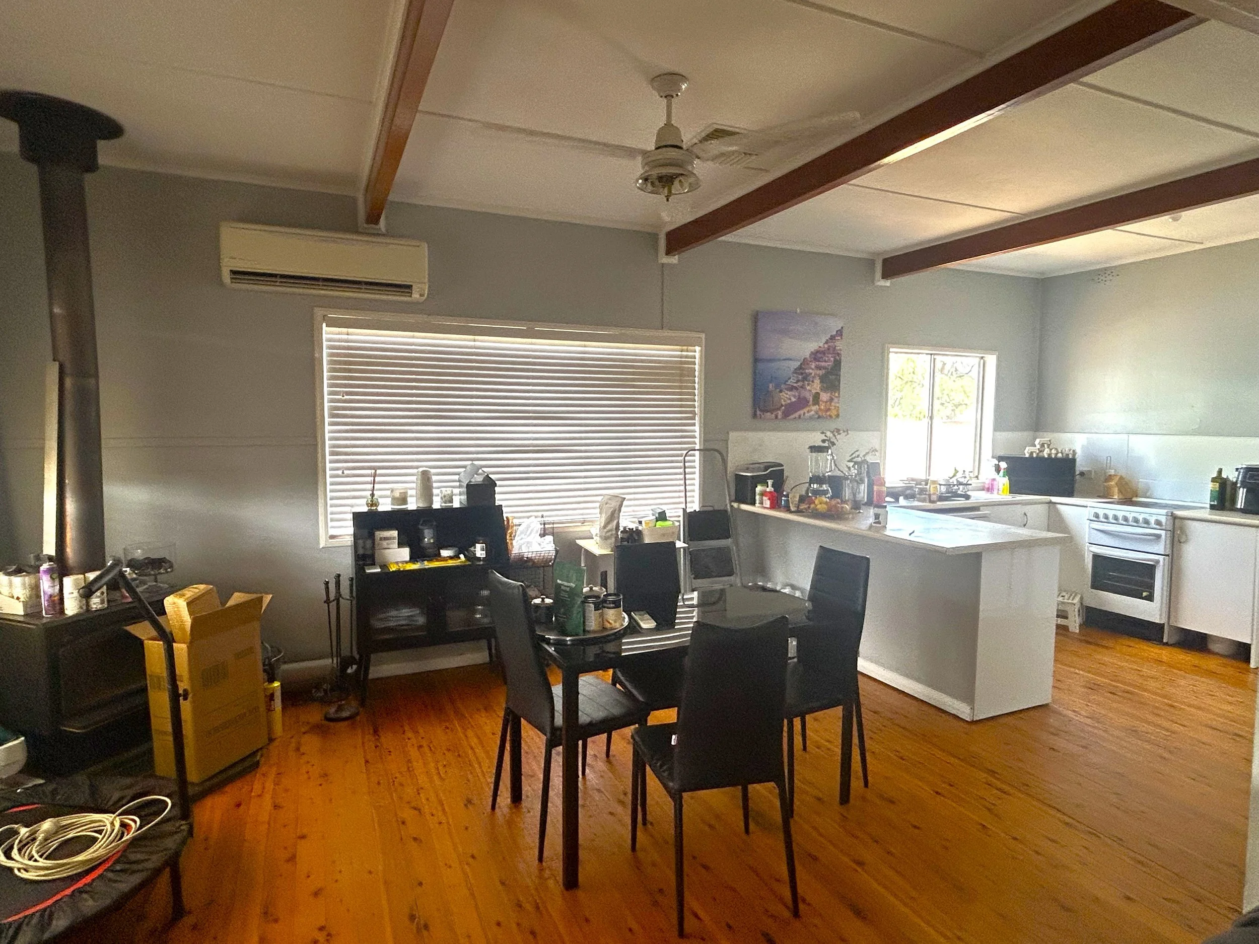 50 walker dinning.jpeg