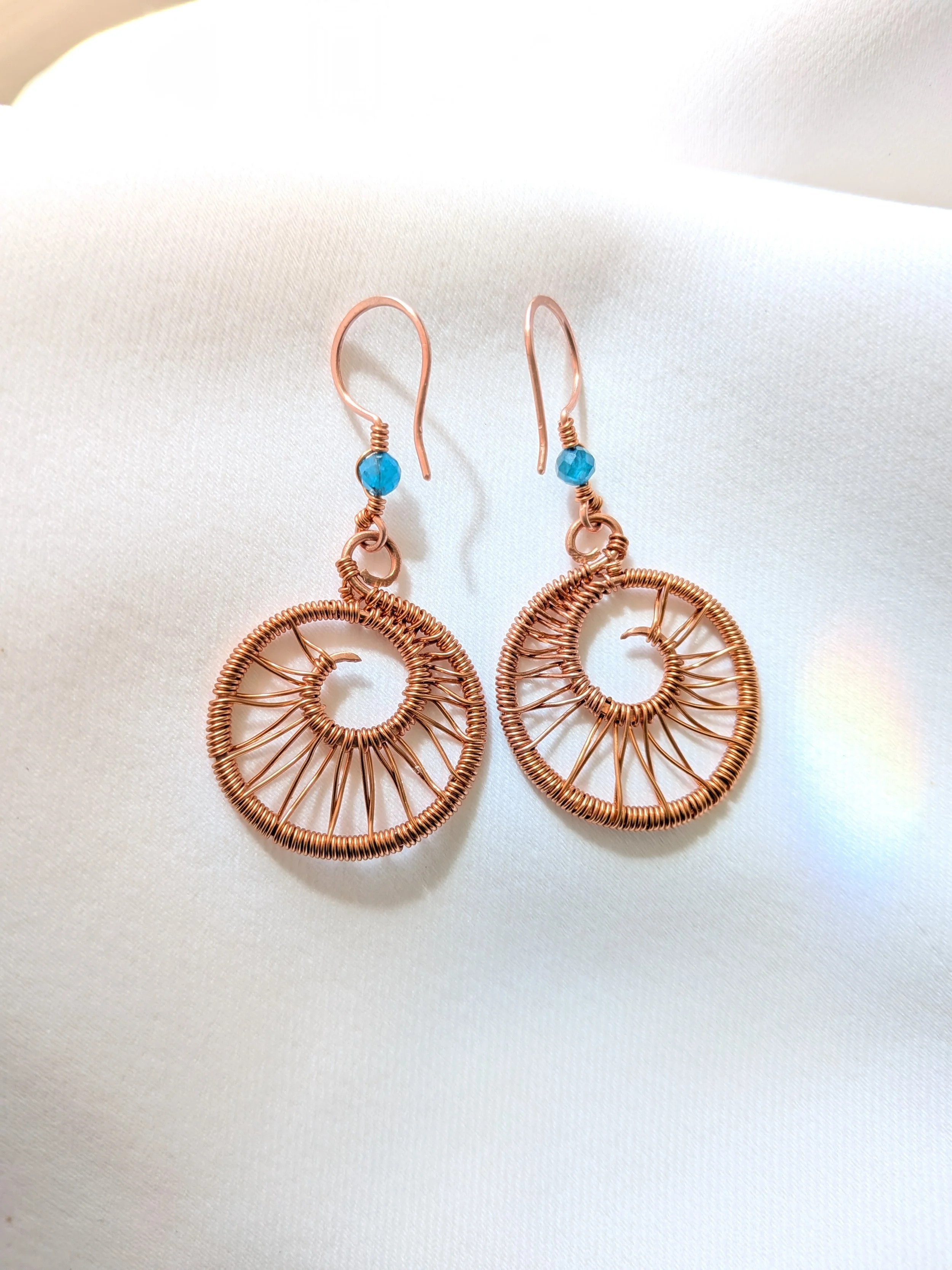 Primal Weave Copper Hoop Earrings with Apatite Gemstone Accents