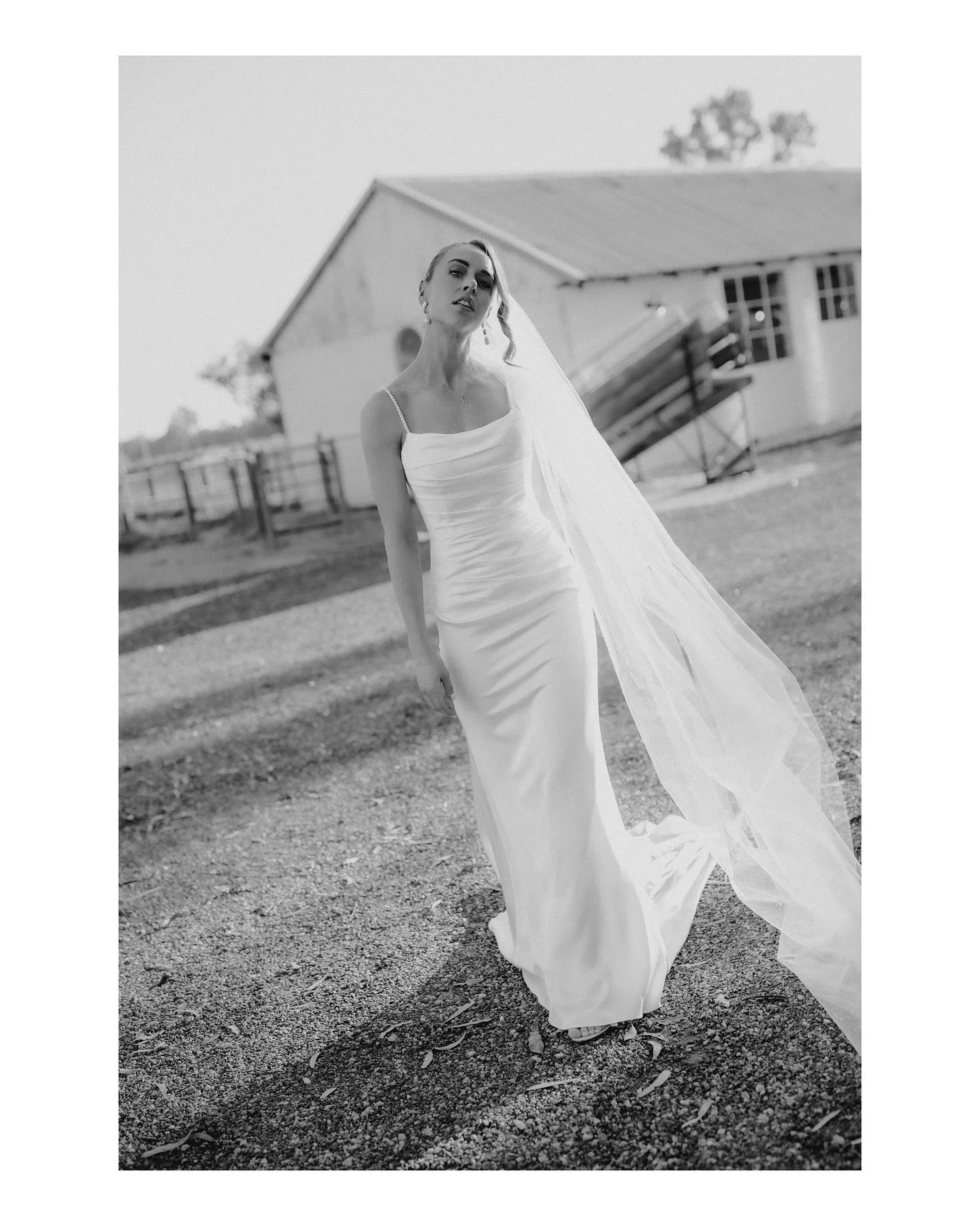 Bride poetry! ✨🥂 
.
.
.
.
.
.
@mardellameadows 
@loveandlegends 
@love_bylarissa 
@lainyconnor 
@hillsbotanic 
@spoiltphotobooths 
@katerina_enlightenedhairartist 
@enlightenedhairstudio 
#voguebride 
#vogueweddings 
#voguewedding 
#perthbride 
#per