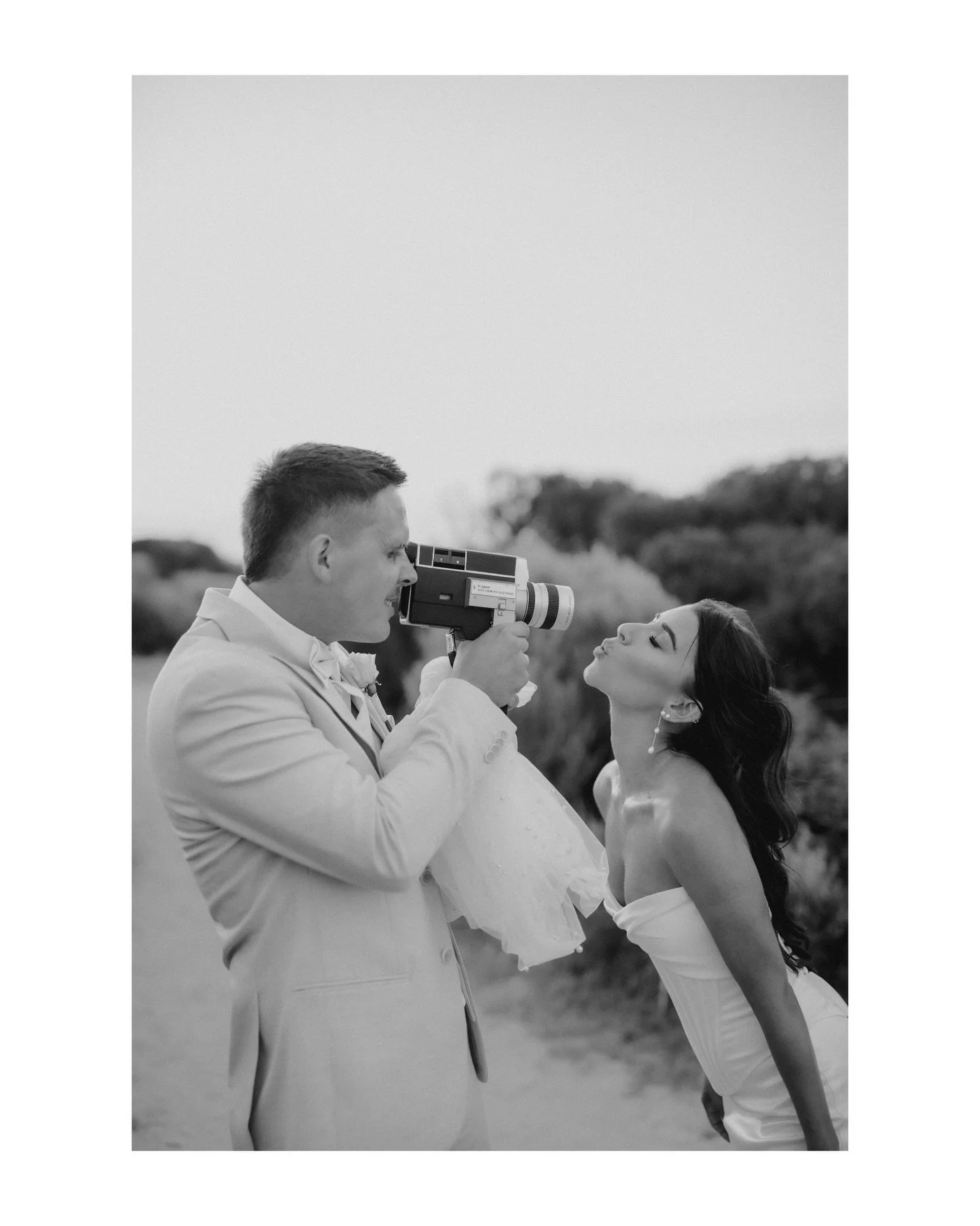 Giorgia and Mitch on their own little adventure 🥂🎥
@barefootbeachweddings_mr 
@giorgia_gray 
@mitchnesbitt 
@lizquicke.celebrant 
@loveandlegends 
@thedunsborougheventco 
@firststreetfilms 
#margaretriverweddingphotographer #gnarabup #beachweddings