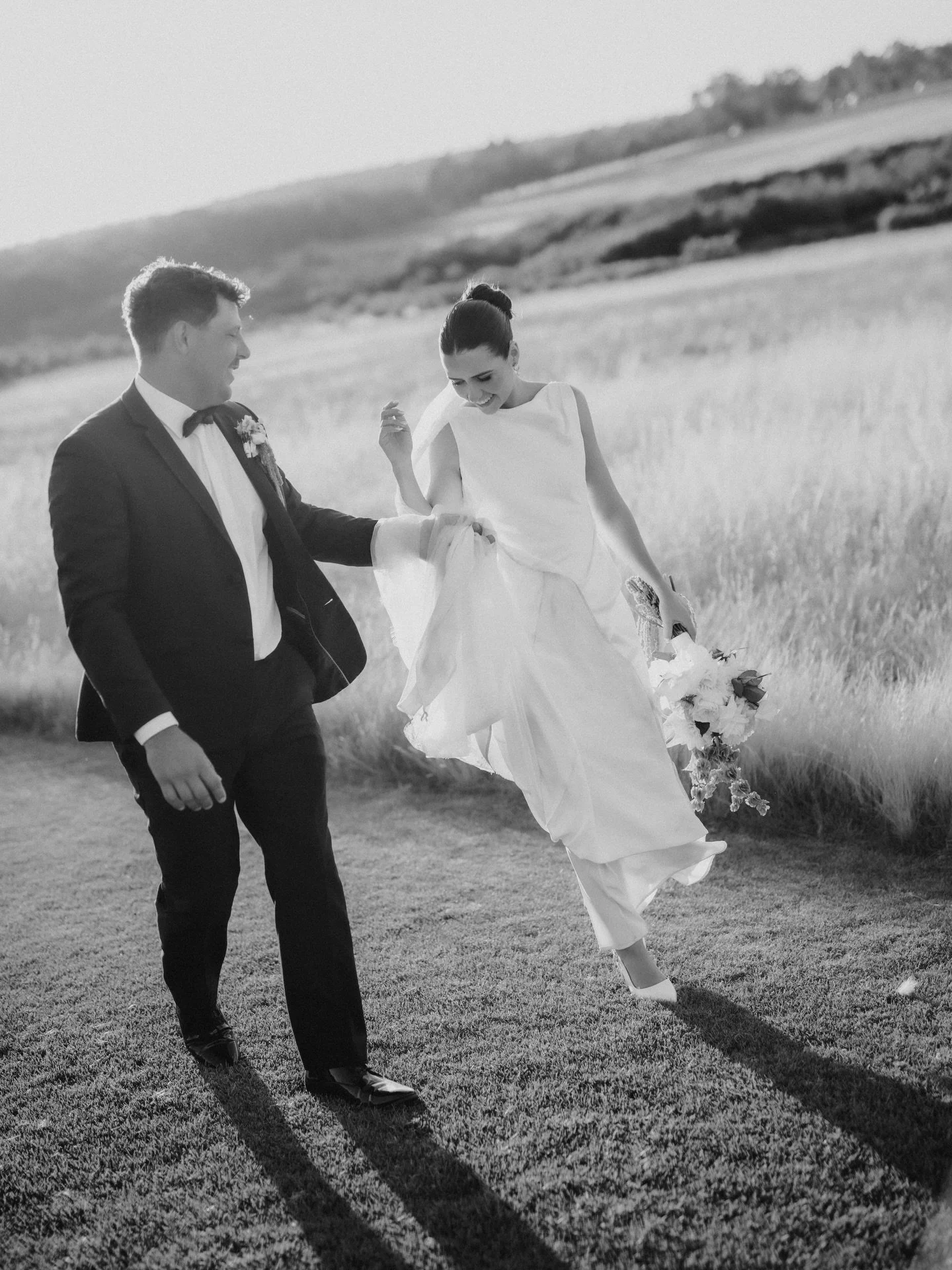 🥂Lara and Brandon 
@thetillerfarm 
@larapaulitz 
@brandonpaulitz 
@tillerevents 
@loveandlegends
@confettidays 
@glamd_bydanae 
@crystals.lavenderhaze 
@scentiment_flowers 
#margaretriverweddingphotographer #yallingupwedding #australianwedding #sout
