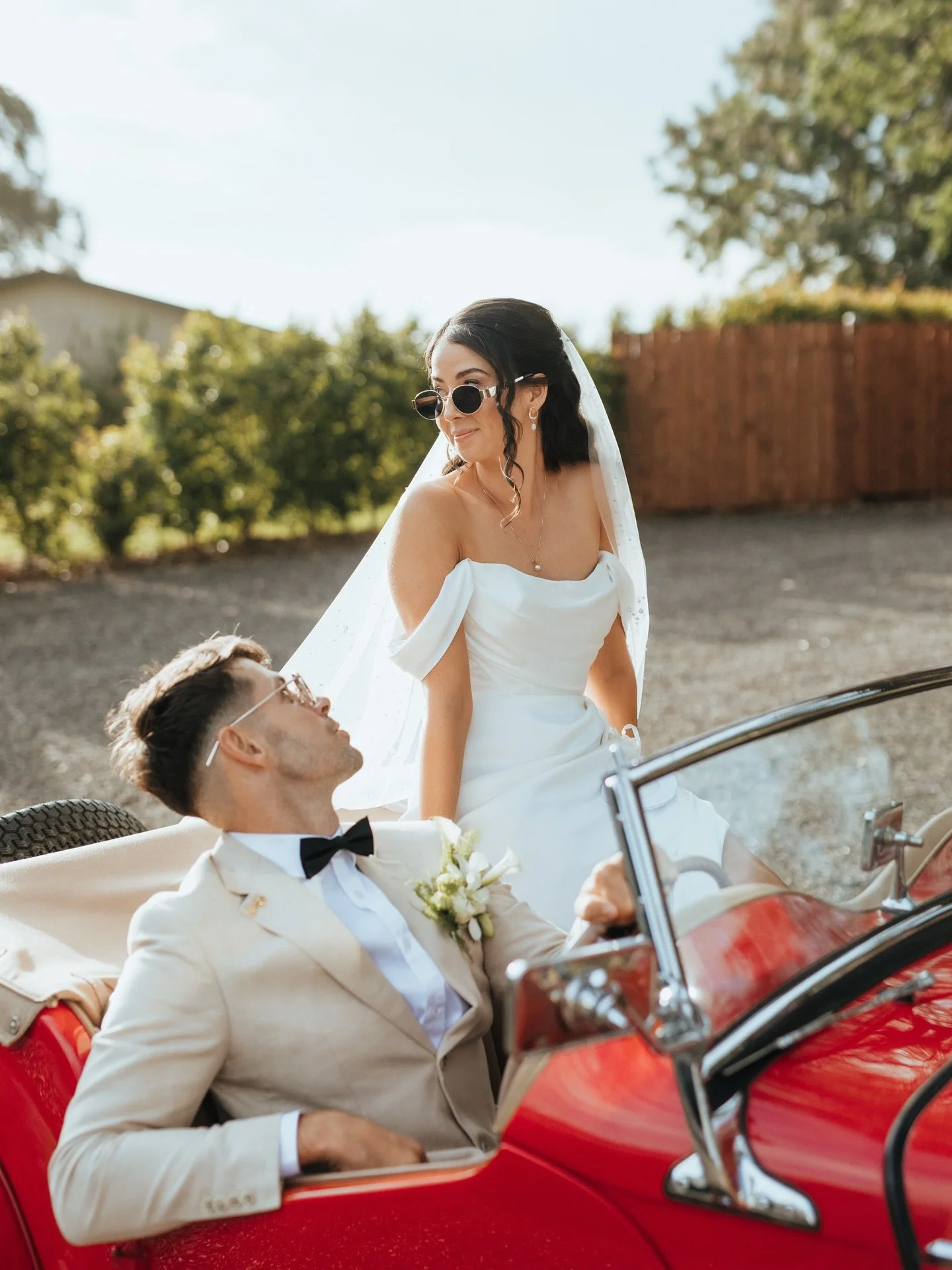 Car love ❤️ with @emmacko and @stueyyyj 
@mardellameadows 
@loveandlegends 
@abundantevents2 
@details.bymeg 
@jemweddings_ 
@themobilegelatocart 
@allurelimousinesperth 
@aheadofstyle_hairartistry 
@bloomingbesties__ 
@melodyhouse_makeupartist 
#per