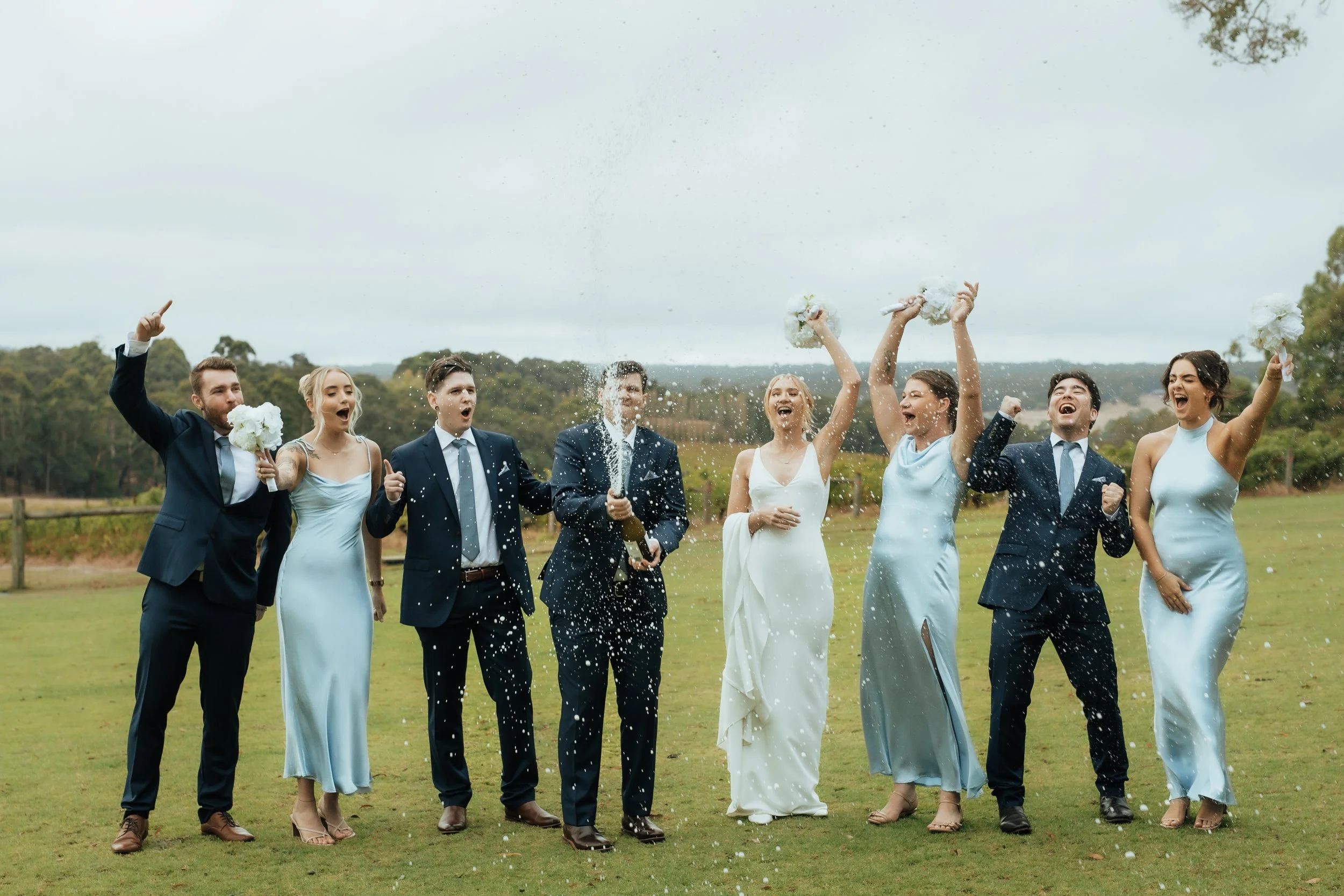 How To Get Natural Looking Wedding Photos That Feel Like You 
