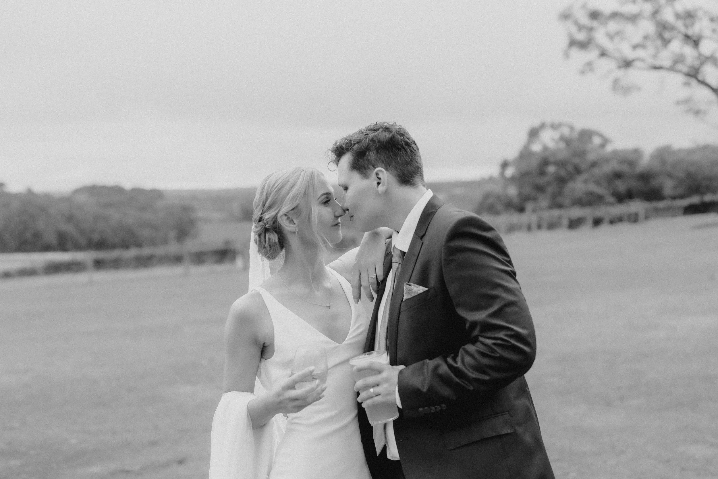 Documentary Versus Traditional Wedding Photography 