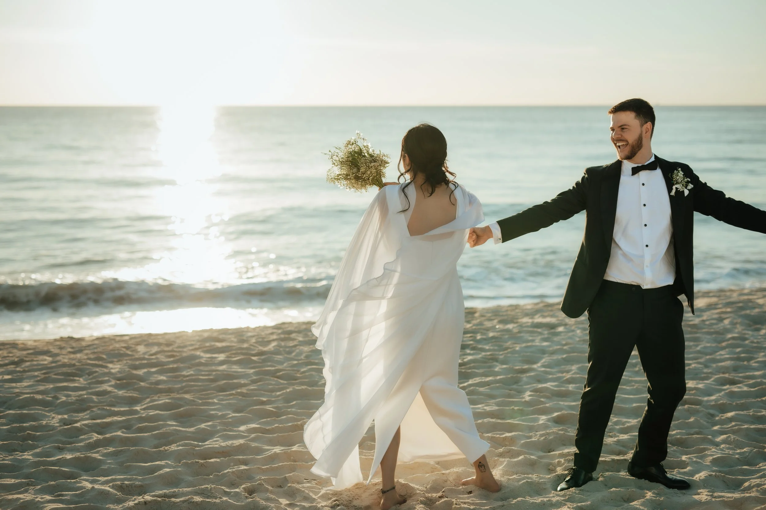 Natural Wedding Poses That Feel Like You