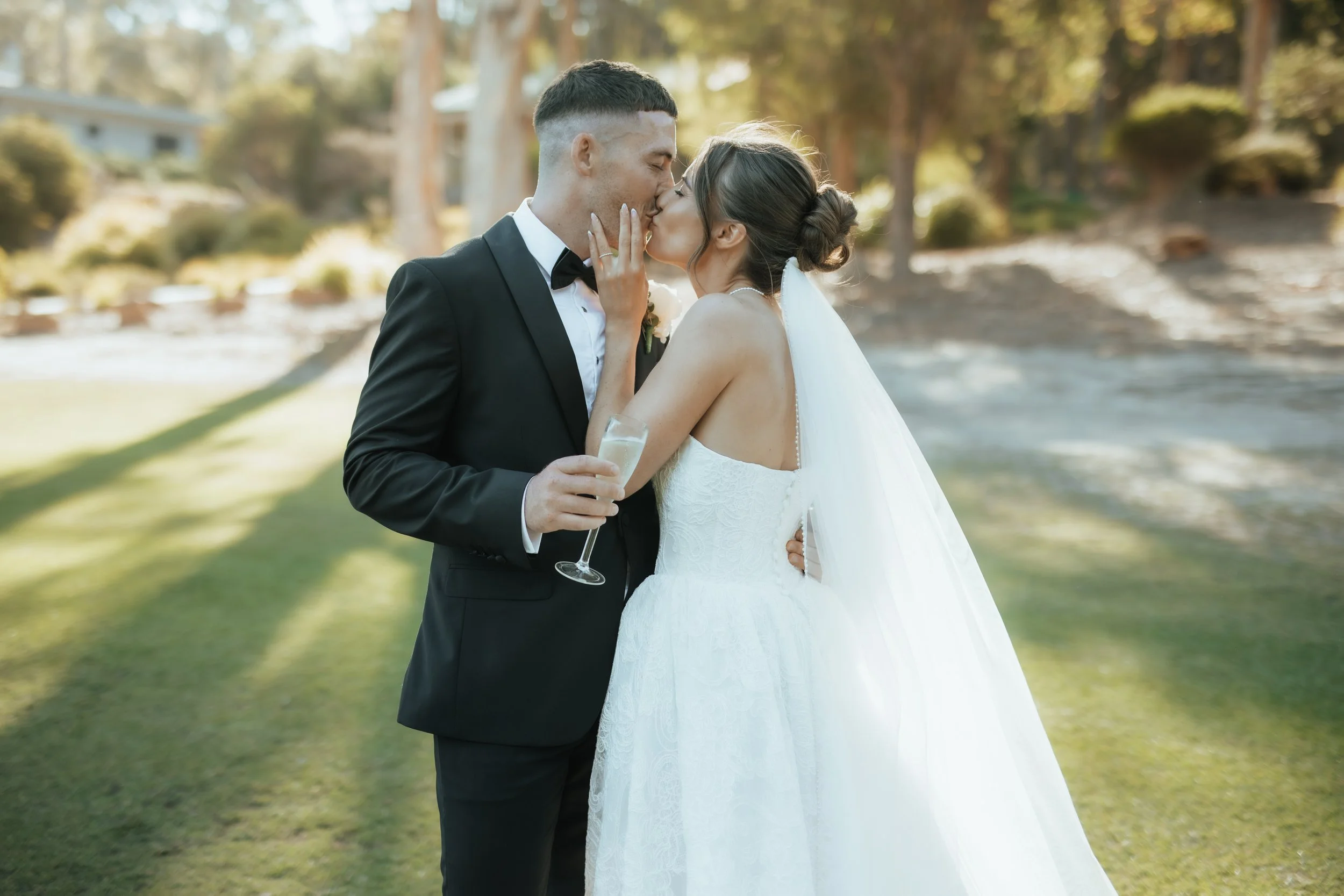 2026 Wedding Photography Trends Worth Keeping