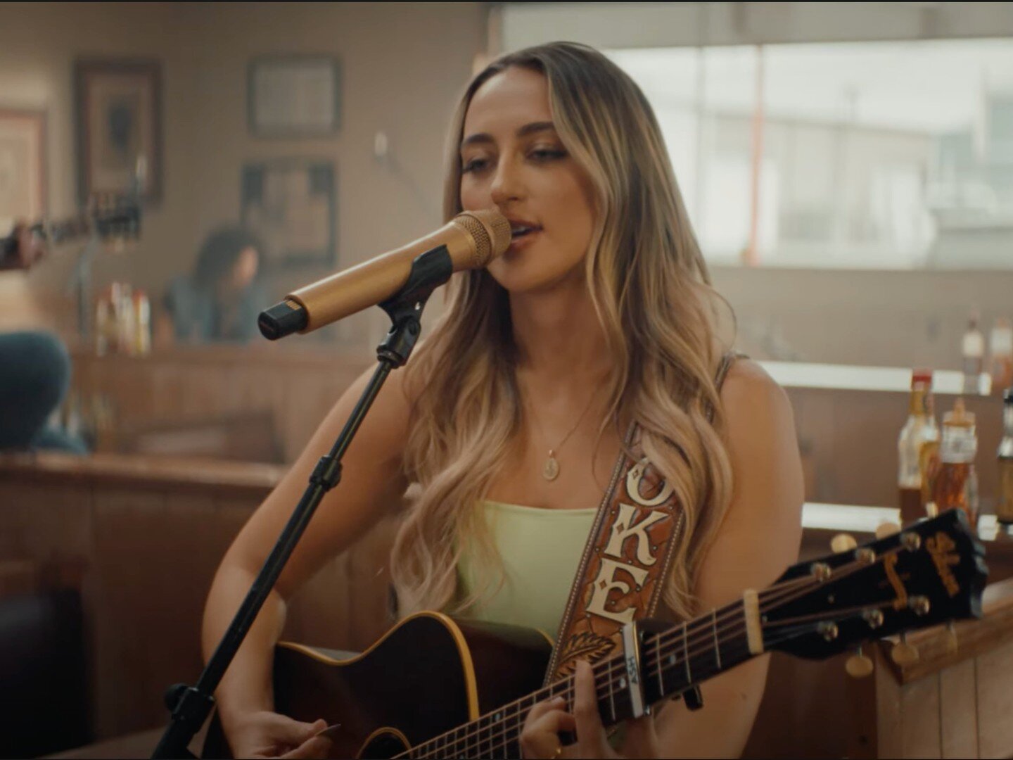 Ok, we might just have this song on repeat in our heads, because it's so good and ... it was filmed at Wendell Smith's Restaurant!!! Check out @theashleycooke music video, &quot;Your Place,&quot; part of her &quot;diner sessions&quot; she's doing. ht