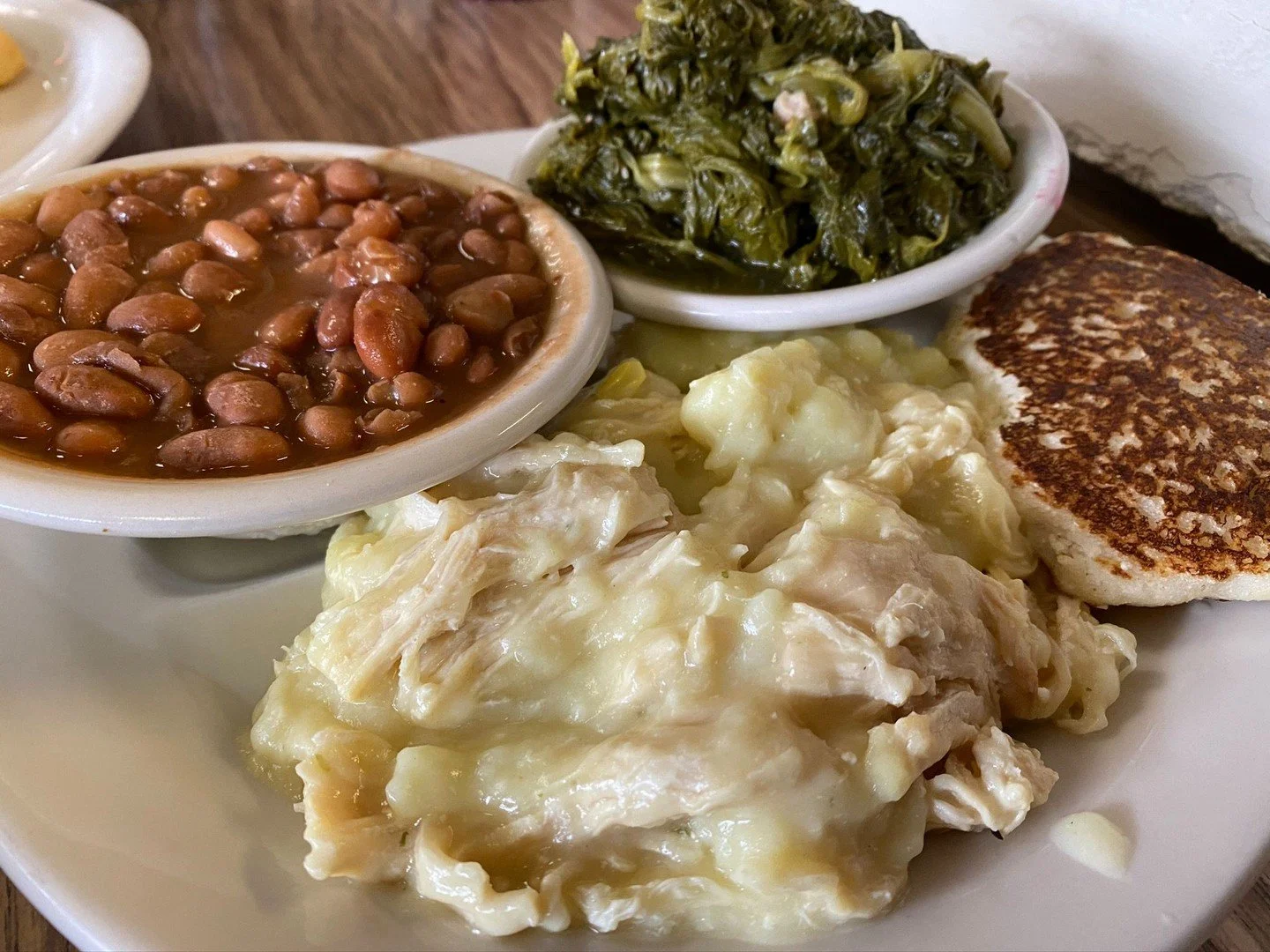 Chicken and dumplin's y'all! Because we know you ain't gonna have 'em at Thanksgiving!
👇
#wendellsmithsrestaurant #wendellsmiths #nashvilletn #nashvillemeatn3 #meatn3 #countrycooking #southernfood #downhomecooking