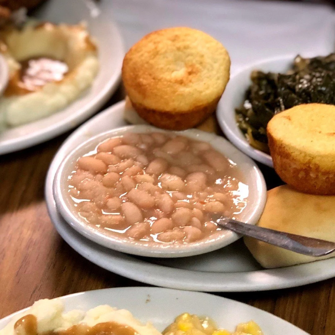 If you're nose is runnin' like a sugar tree from being out and about, it's best to get a nice, hot meal from Wendell Smith's Restaurant on your way home. 

#wendellsmithsrestaurant #wendellsmiths #nashvilletn #nashvillemeatn3 #meatn3 #countrycooking 