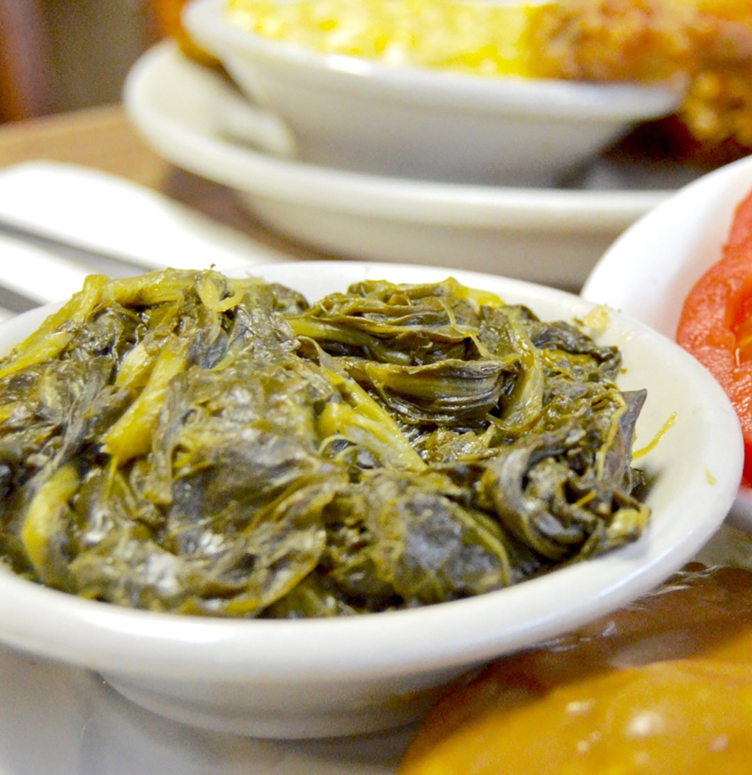 Turnip greens cooked low and slow with enough flavor to make a grown man tear up. These aren&rsquo;t just greens &mdash; they&rsquo;re Southern history served by the scoop.
#wendellsmithsrestaurant #wendellsmiths #nashvilletn #nashvillemeatn3 #meatn3