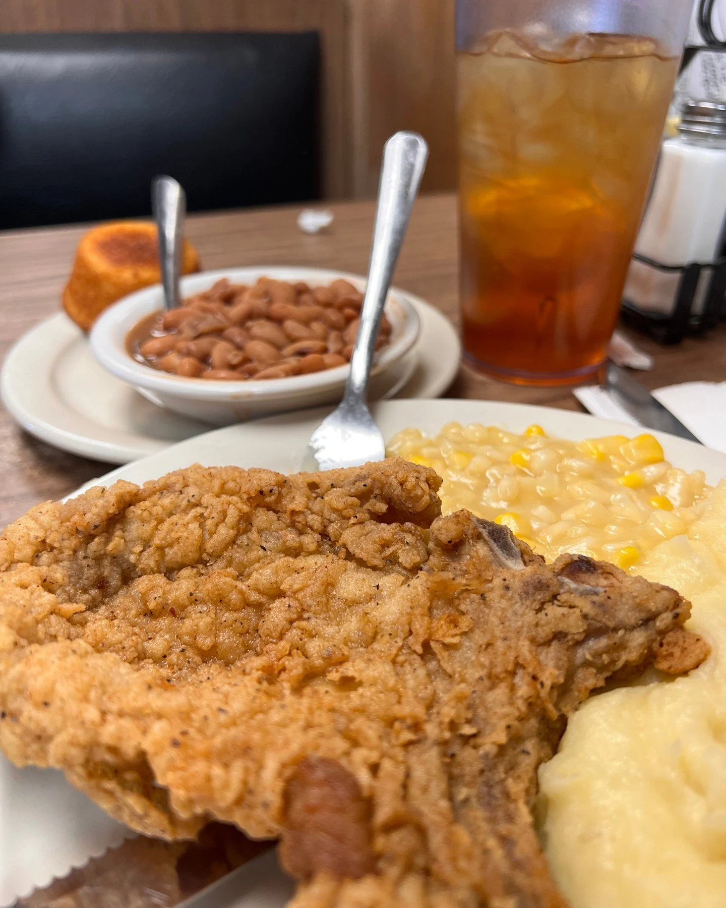 Fried pork chop so good it&rsquo;ll make you forget what you were mad about. Crispy on the outside, juicy on the inside, and sittin&rsquo; there like it knows it&rsquo;s the best thing on your plate. Go on and get you one. 
www.wendellsmithsrestauran