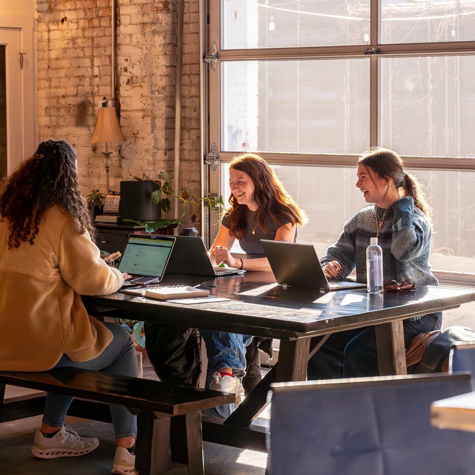 TOMORROW, you may want to consider just being in the district from morning &lsquo;til night. 🌞🌙

Start the day off with...
💻 Free CoWorx Friday at @coworxspace: From 9am-5pm, enjoy FREE coworking, free @bluecuproasterycoffee, free networking, and 