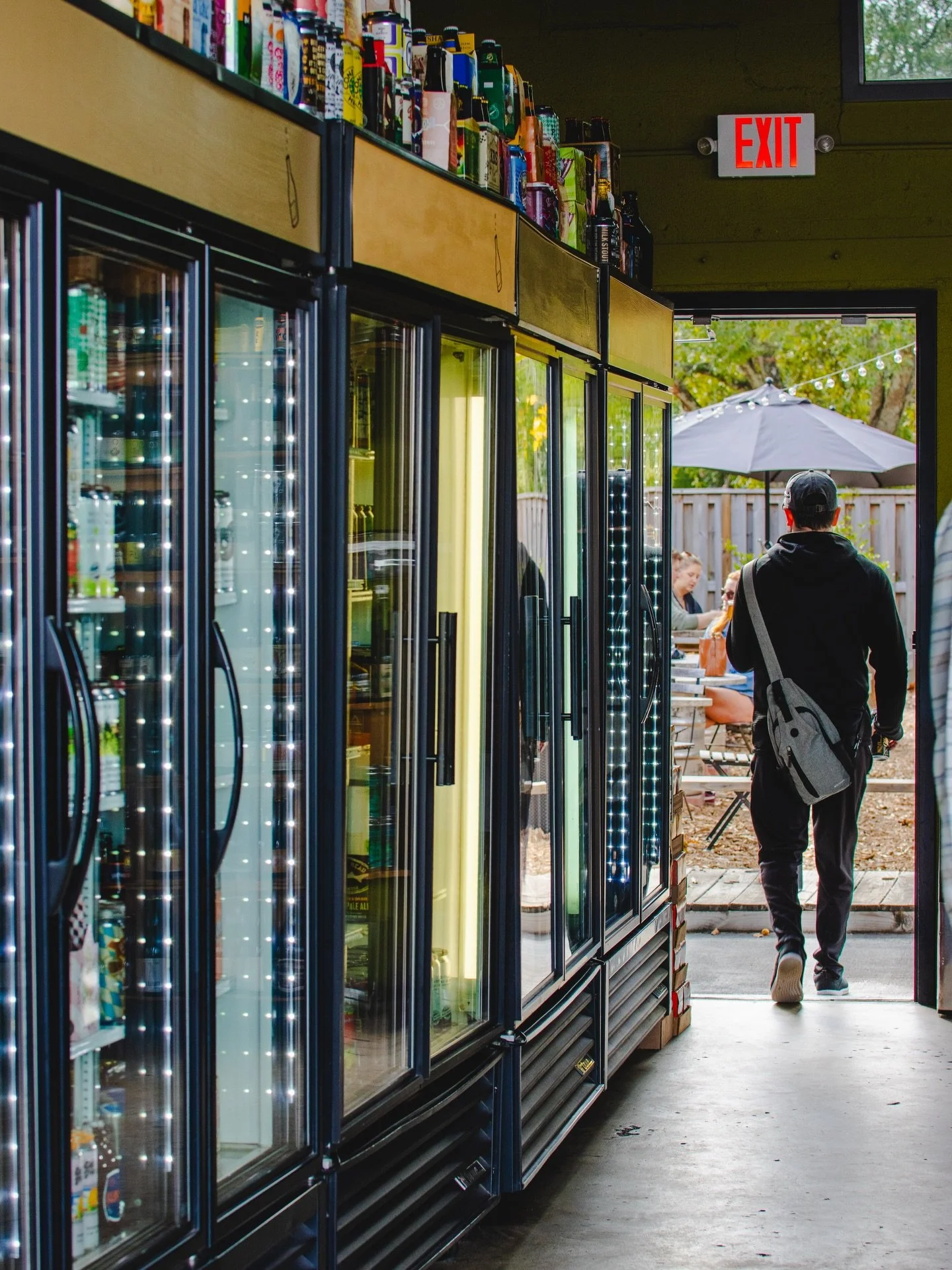 If you&rsquo;re wondering where to spend this PERFECT 60&deg; January evening, we&rsquo;ve got a couple of spots in mind.👆 

THIS is Cargo District weather y&rsquo;all. Come enjoy it with us &amp; check out all of the specials happening in the distr