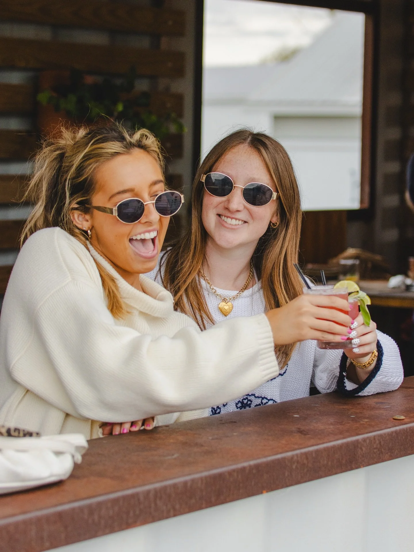 mood because its above 50&deg; after weeks of it being grey &amp; freezing 😌🍻

Here&rsquo;s what&rsquo;s going on TONIGHT in The Cargo District👇 
- $2 tacos &amp; $5 elote at @beatst_streetfood (4p-7p)
- $5 margaritas &amp; $1 off Mexican lagers a