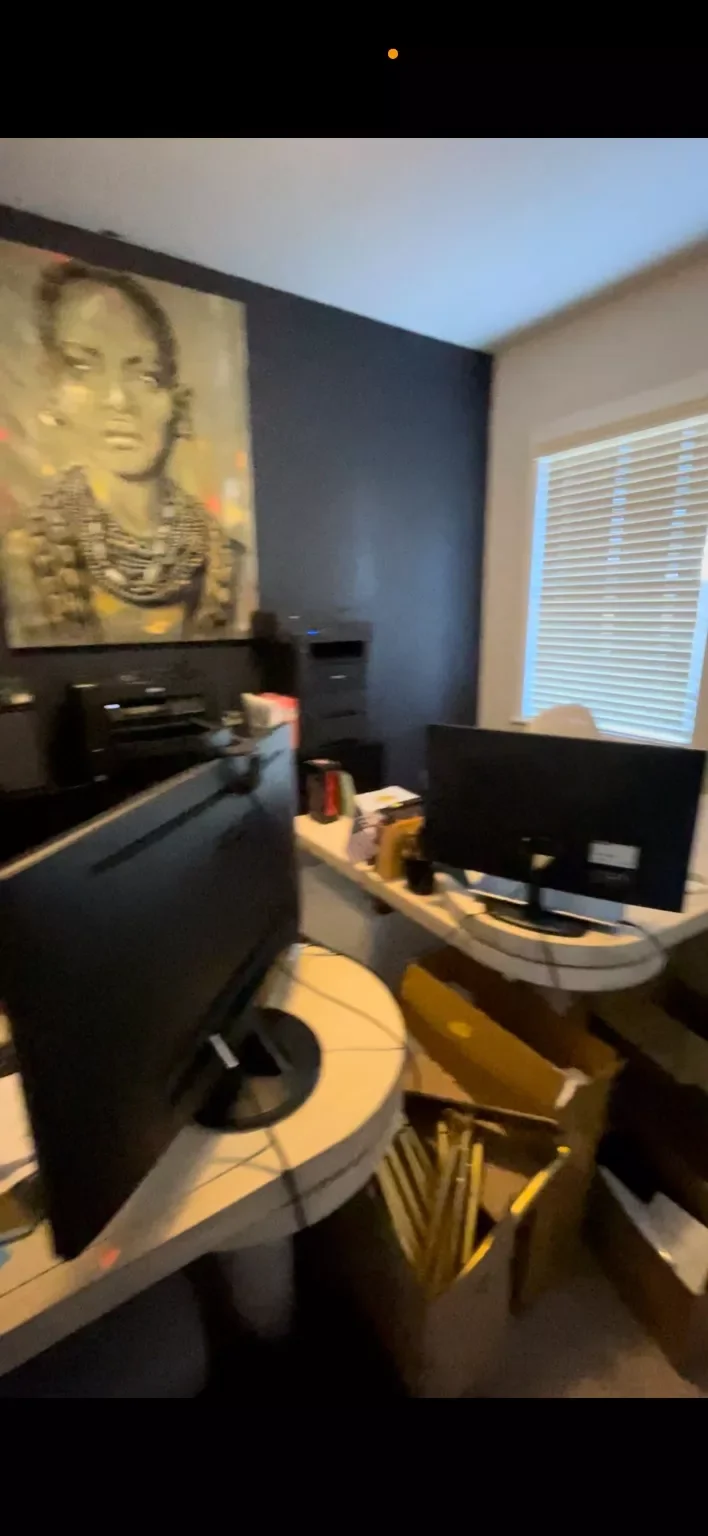 Decluttering services 