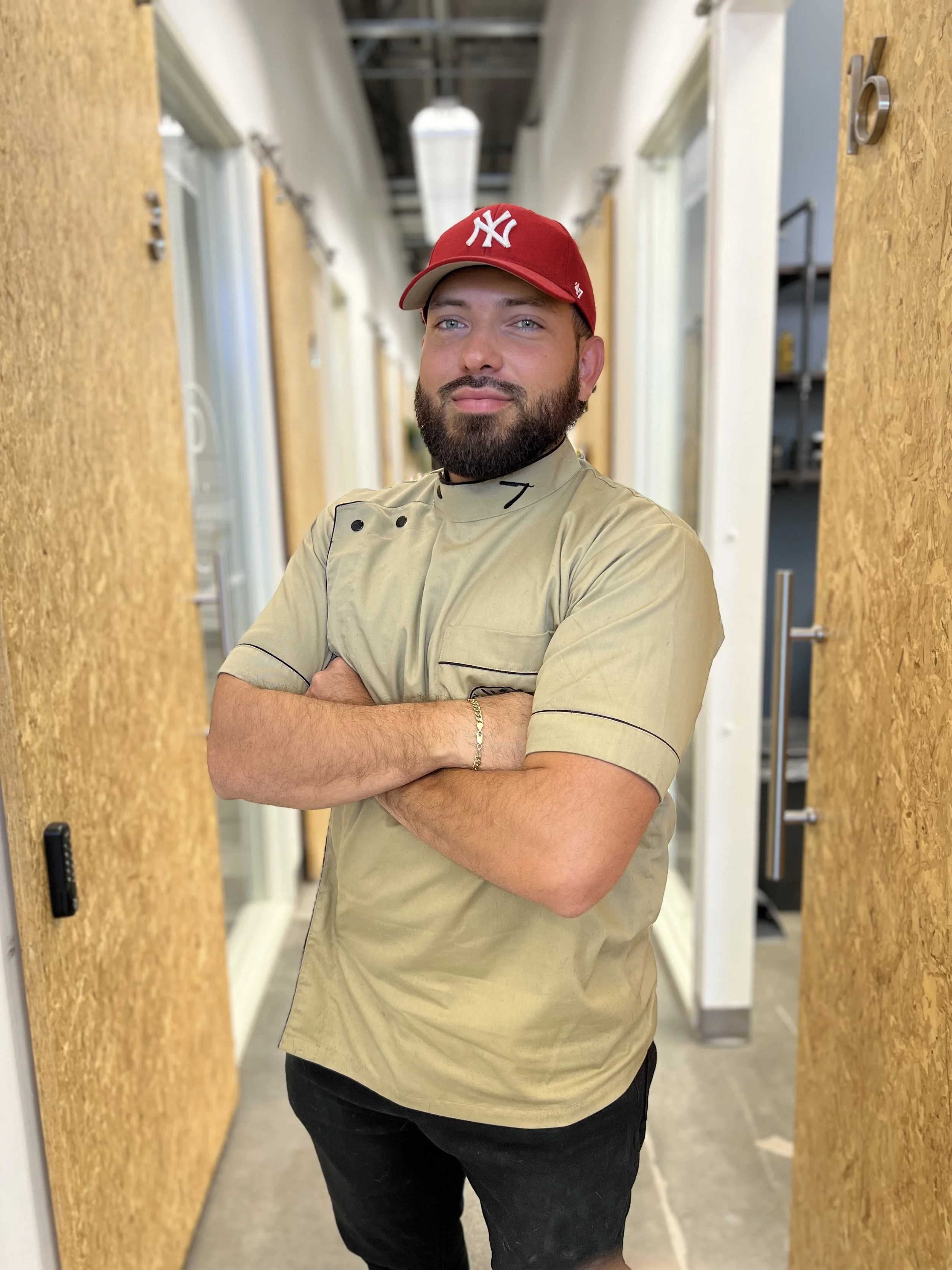 Mission Barbers barber Costa