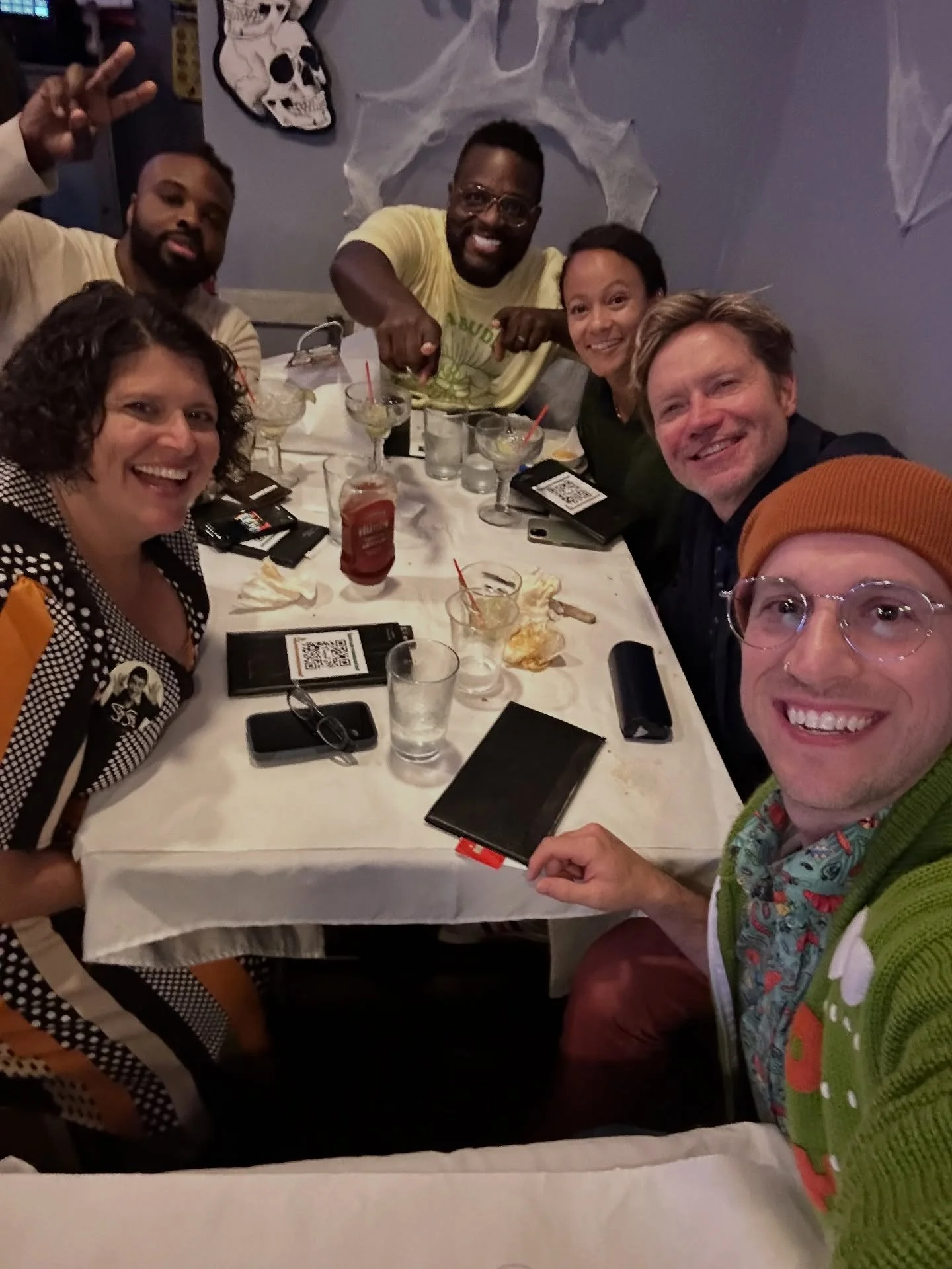 24 hours in New York and I packed a lot in! So happy to attend the Hootenanny and hang with such talented friends! I’m always incredibly grateful to be a part of the children’s music community. 🫶🏼 Thanks to @marshaandthepositrons , @dav