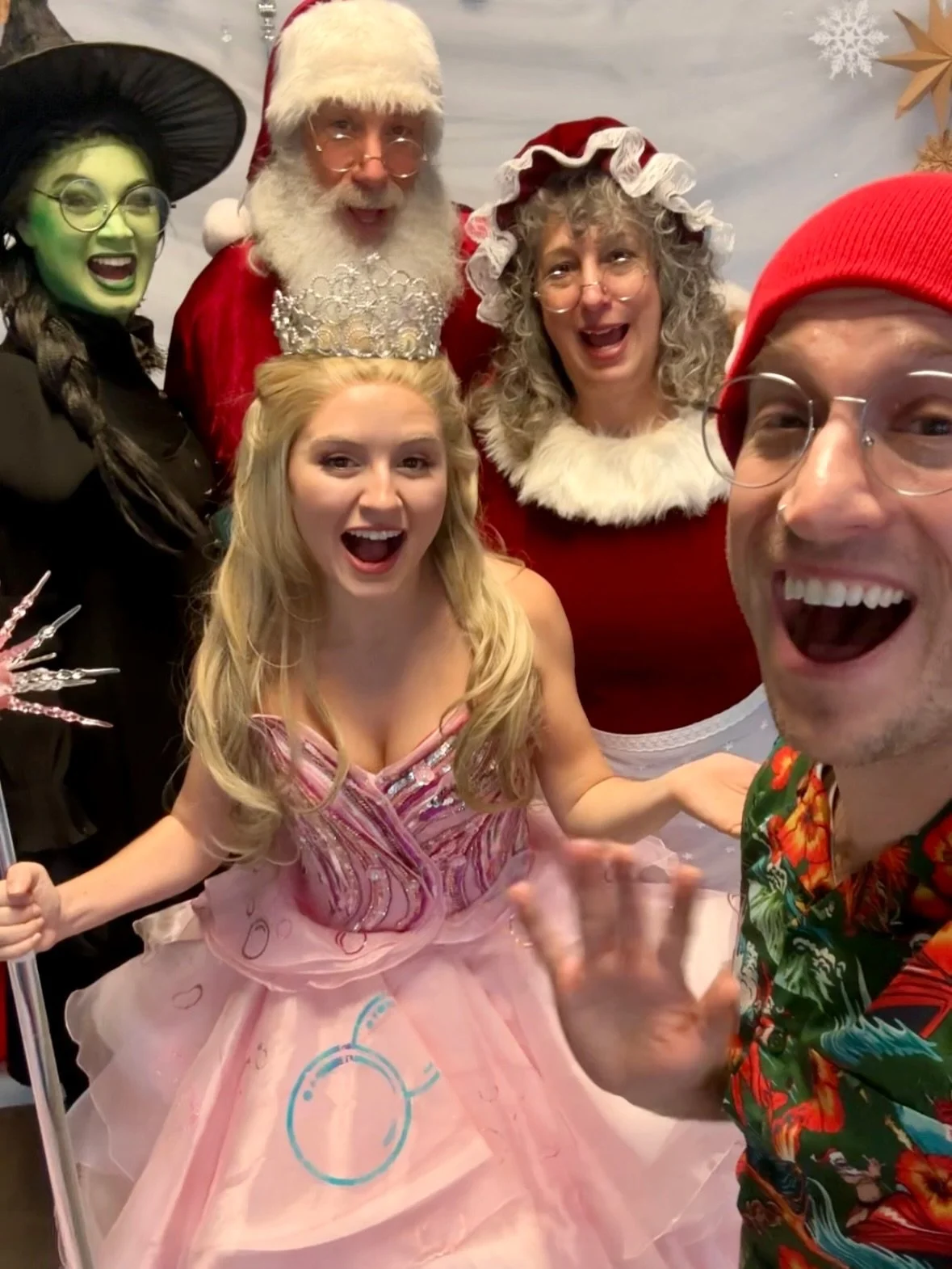 Thanks to the Akron Children&rsquo;s Museum for such a fun Hands on Holidays celebration! The family and I had a Wonderful Wonderful Wonderful time!!! ☃️