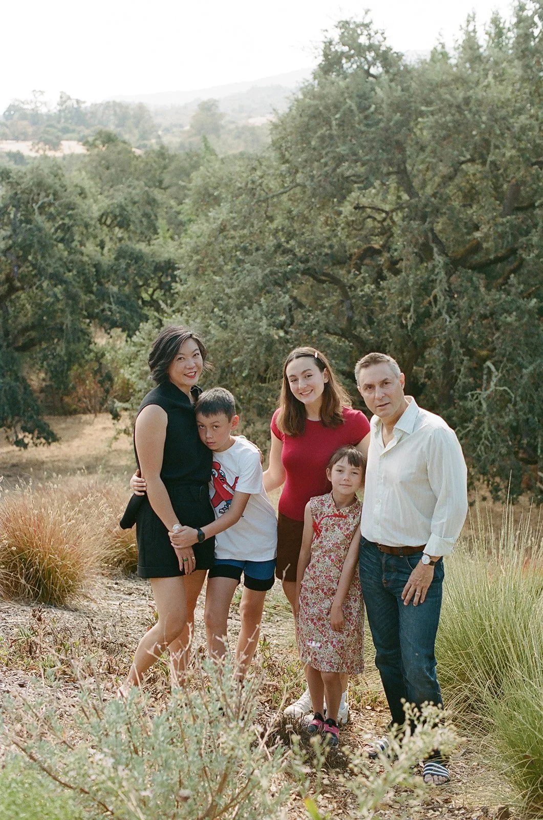 LindseyDenmanPhoto-PortolaValley-SiliconValley-BayArea-California-inhome-family-film-241022-0025_websize.jpg