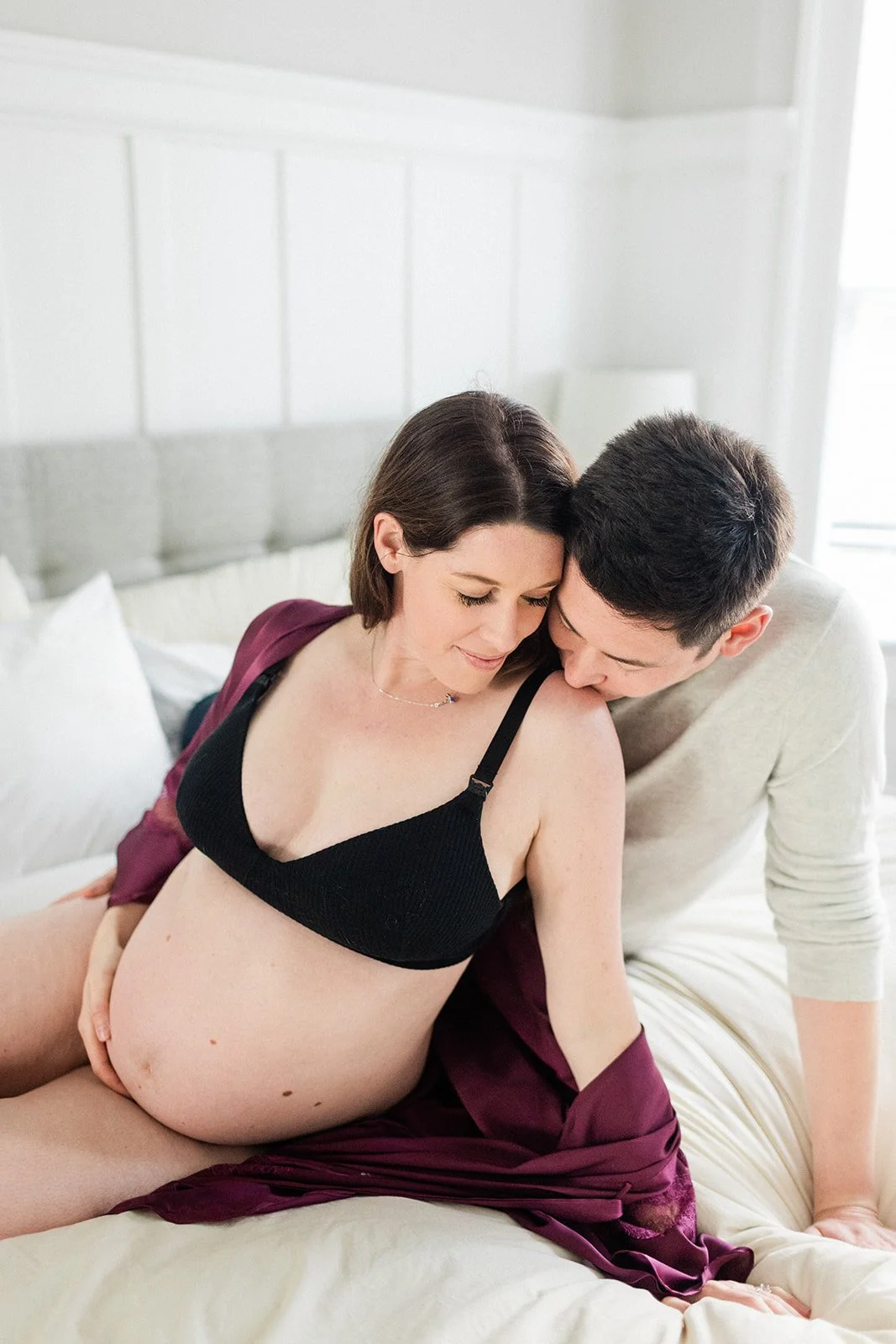 LindseyDenmanPhoto_Family_Maternity_In_Home_221208_0008_websize.jpg