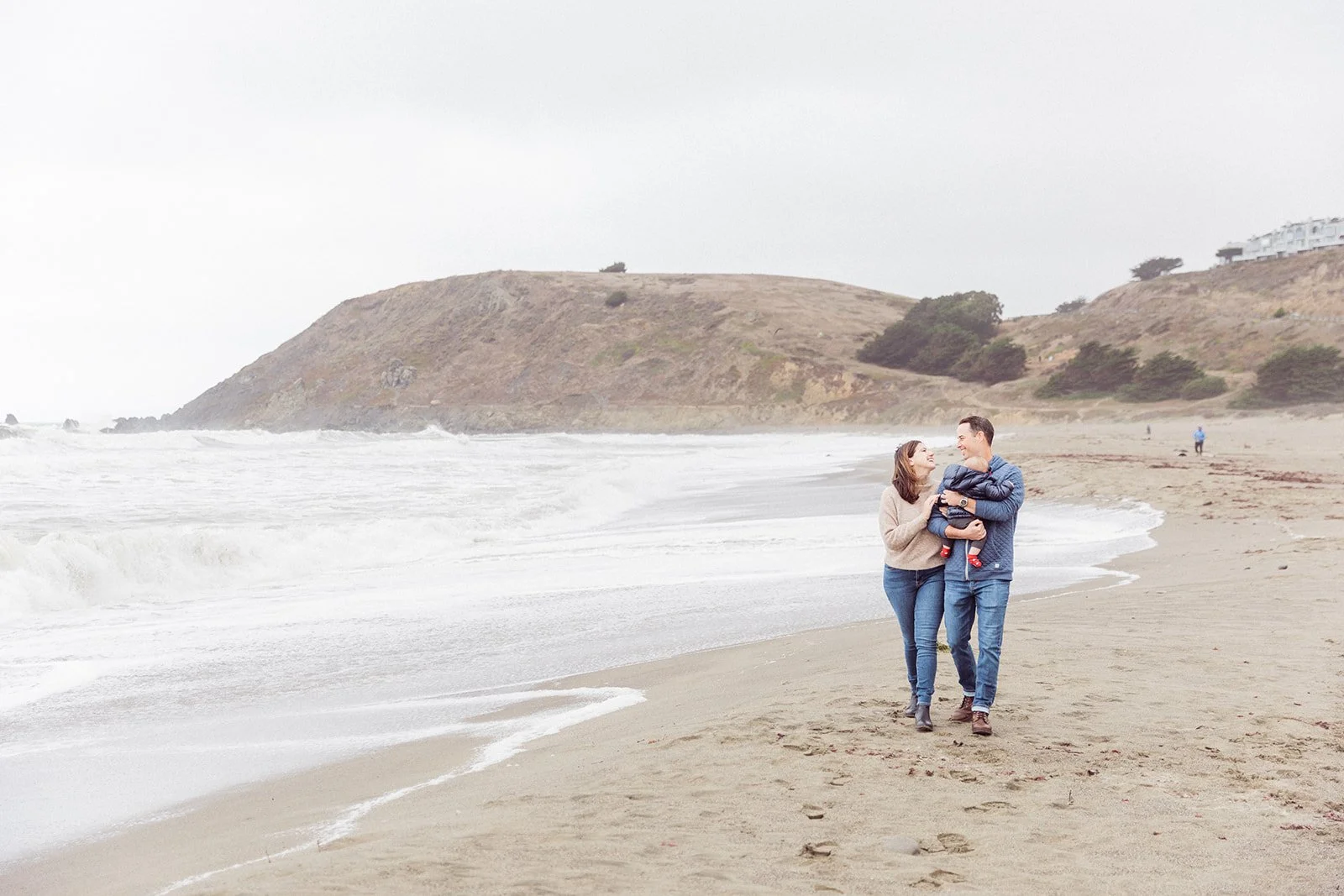 Pacifica_Family_Photographer_beach.230930.005_websize (1).jpg
