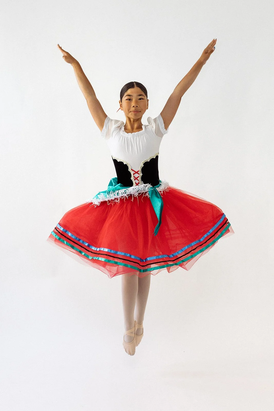 LindseyDenmanPhoto-LosAngeles-California-ballet-studio-arts-portraits-250517-0037.jpg