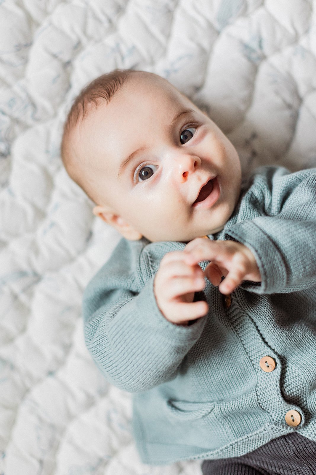 Pacifica_Family_Photographer_in-home.230930.017_websize (1).jpg