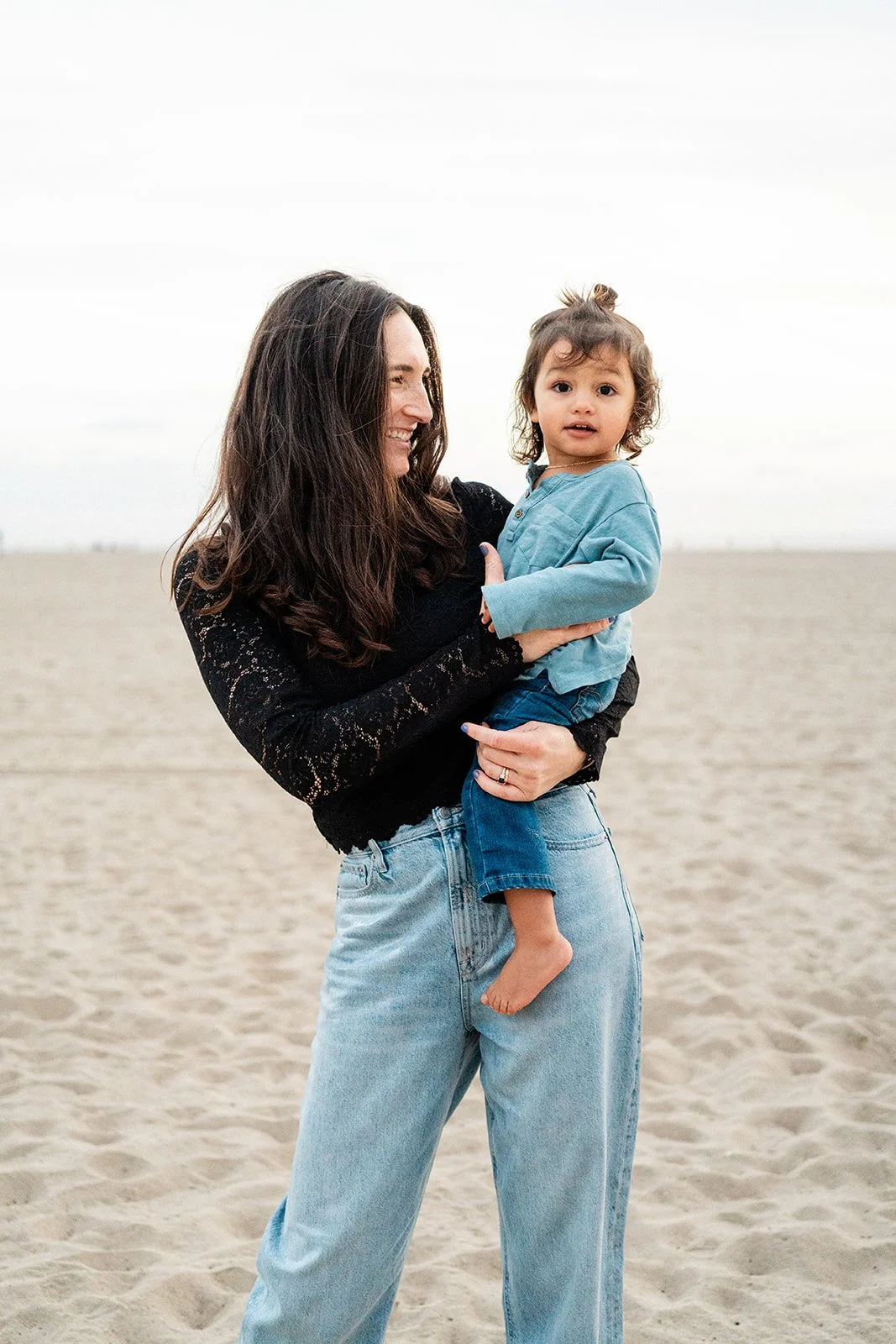 Los Angeles Family Photographer serving Santa Monica, Venice, Culver City, Malibu, Marina del Rey, and the Westside.