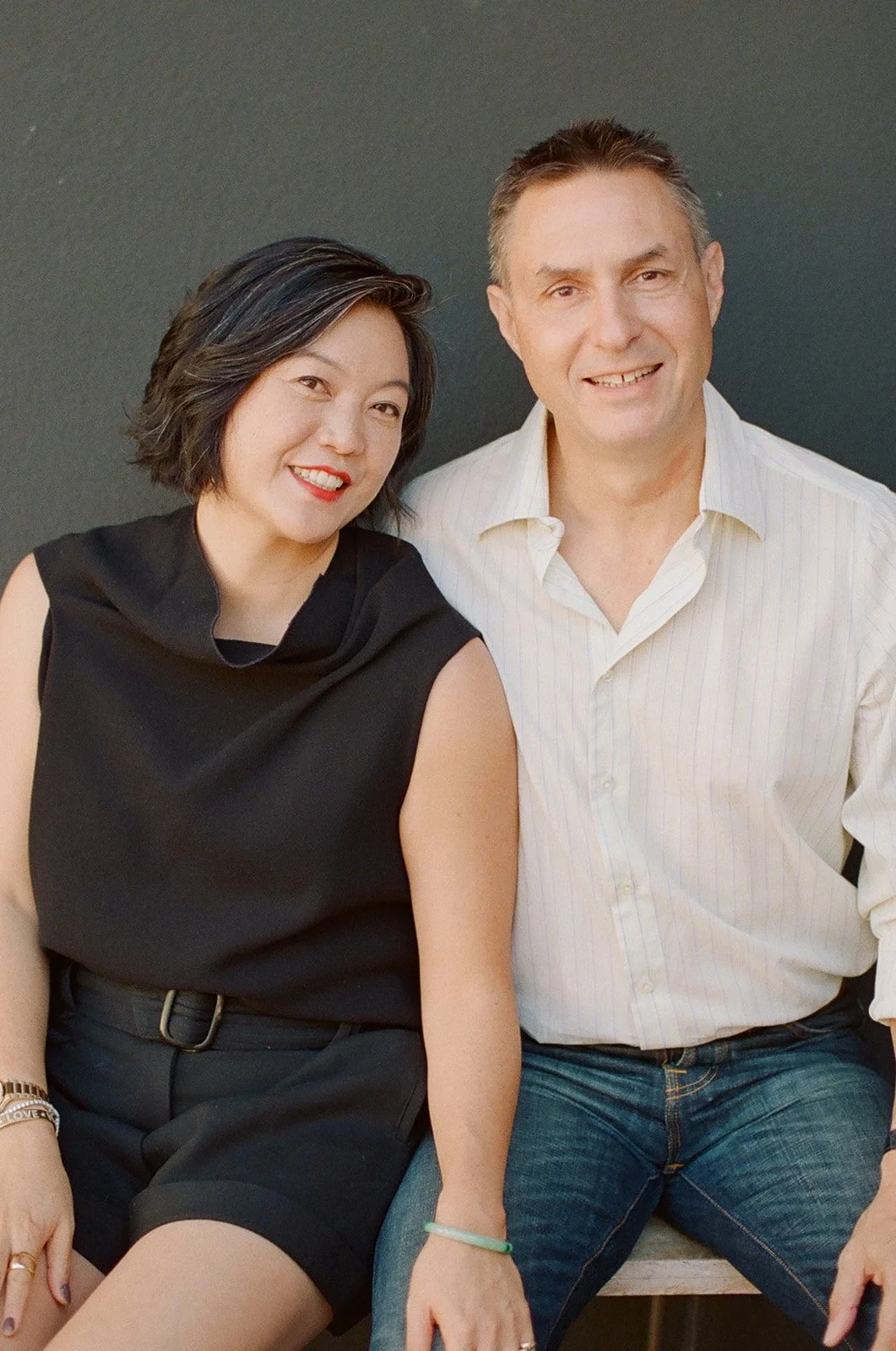 LindseyDenmanPhoto-PortolaValley-SiliconValley-BayArea-California-inhome-family-film-241022-0051_websize.jpg