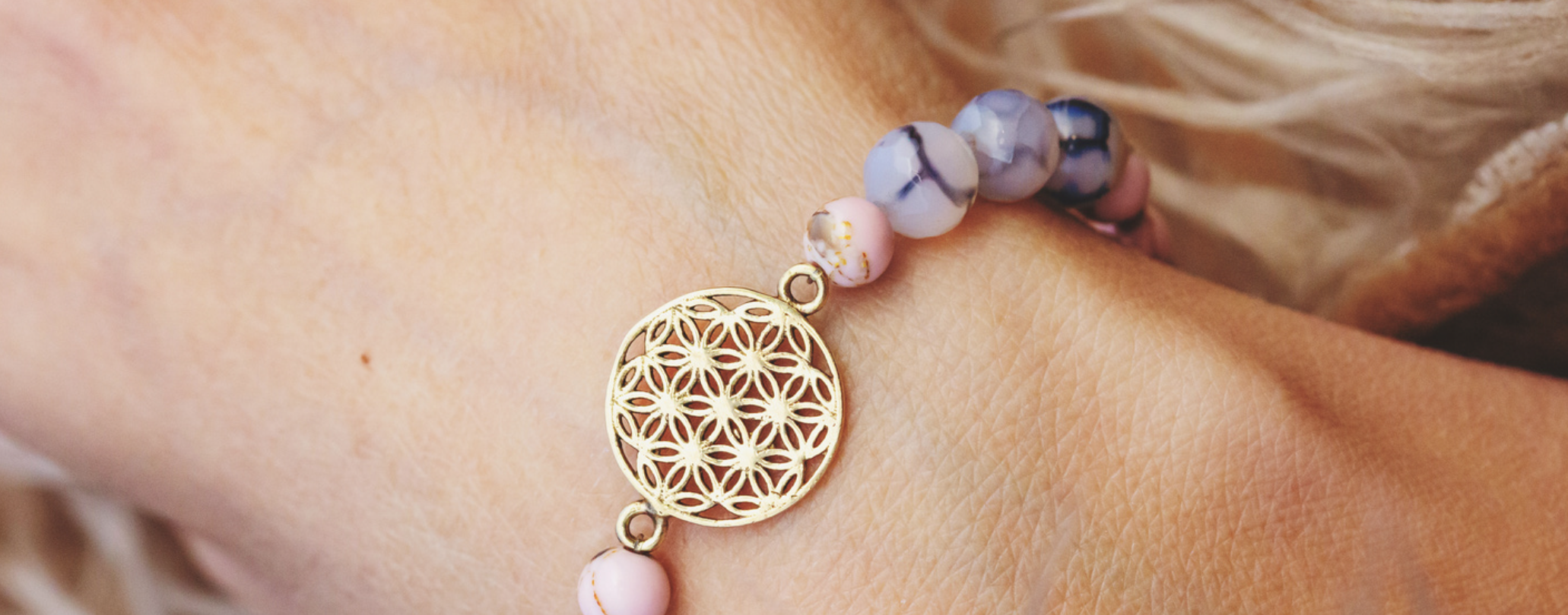 Bead the change - Changemaker Bracelet Workshop Gemstones and silver 