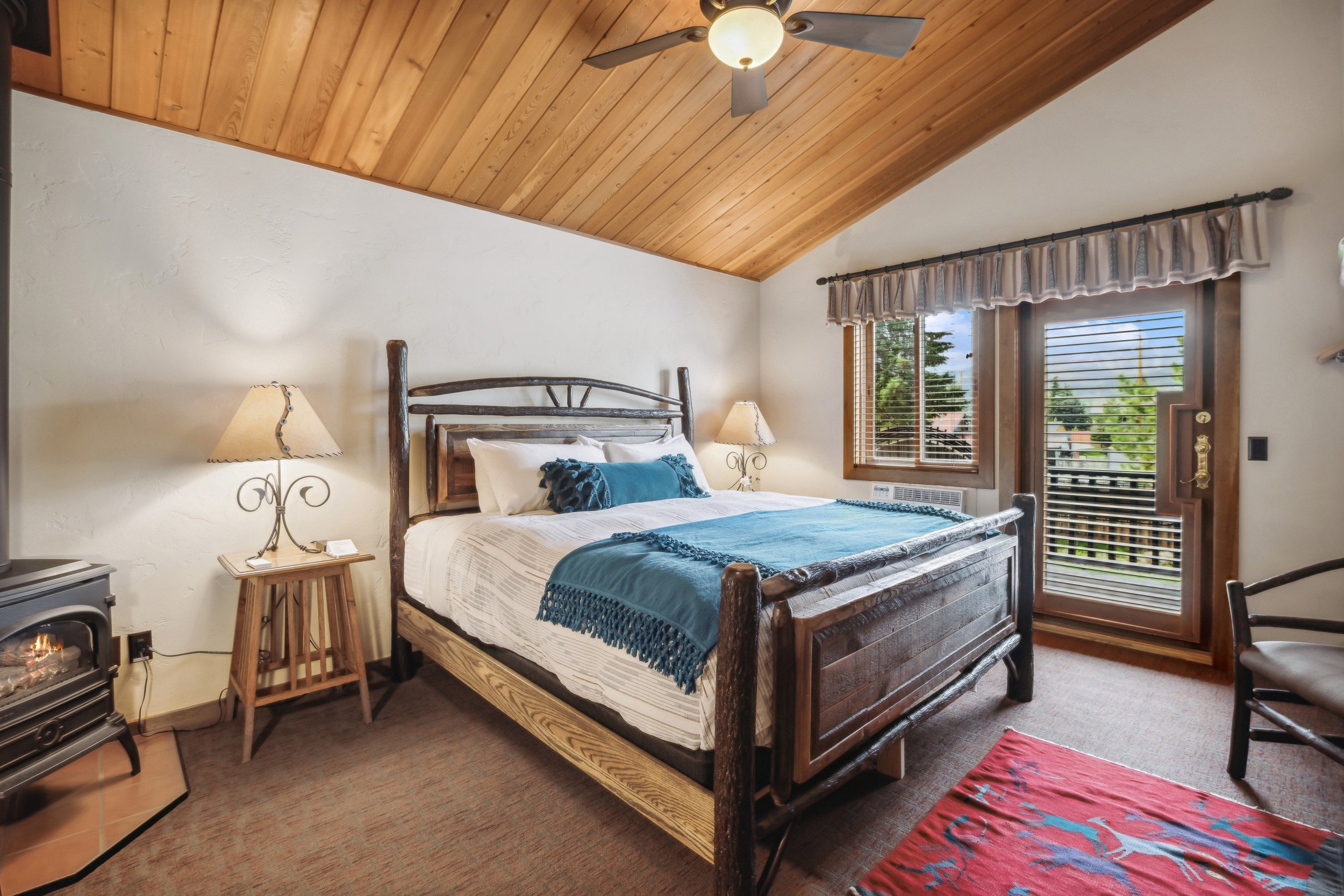 beargrass room.jpg
