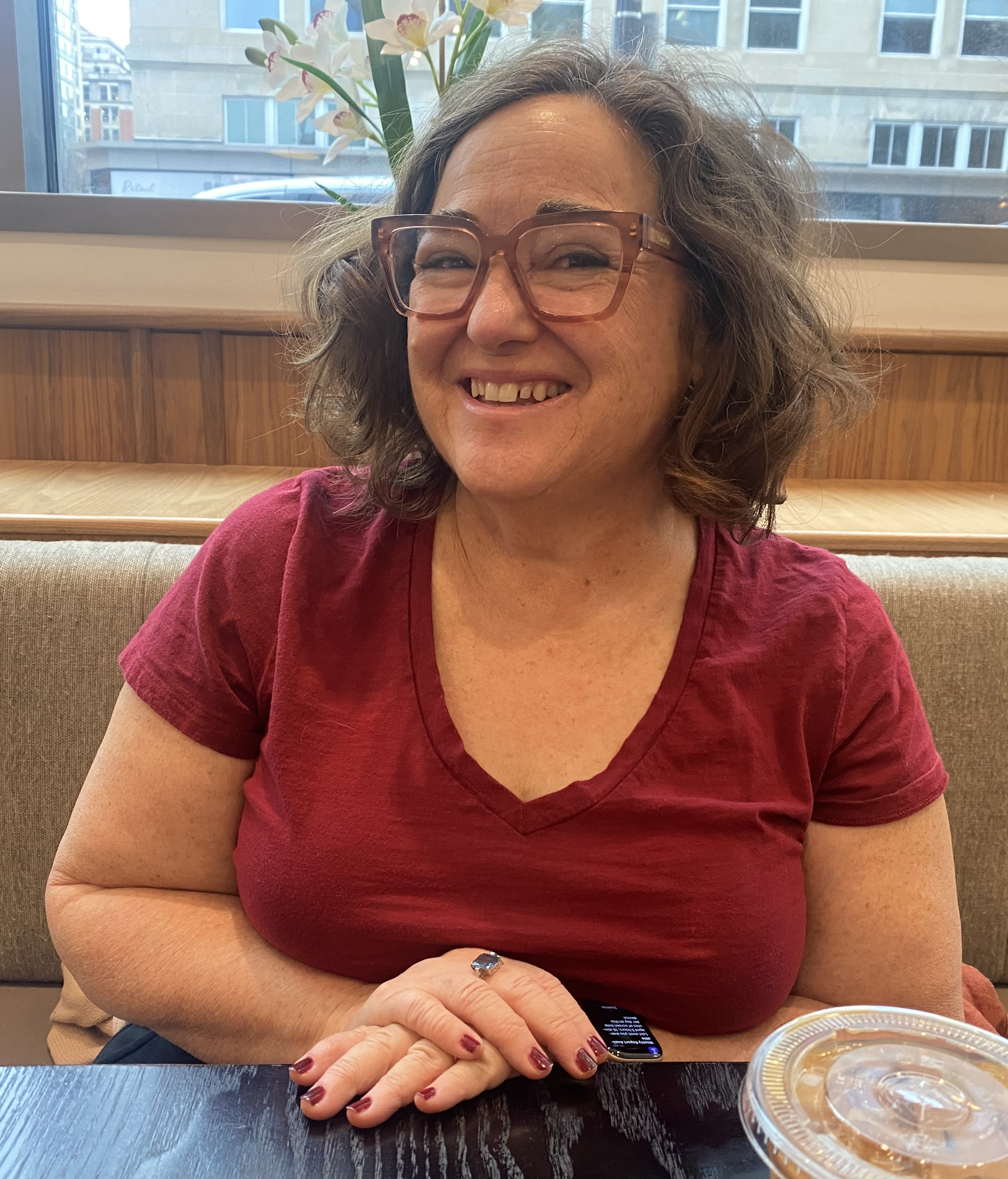 Mindful Messes with Jennifer Lawrence (Art Therapy)