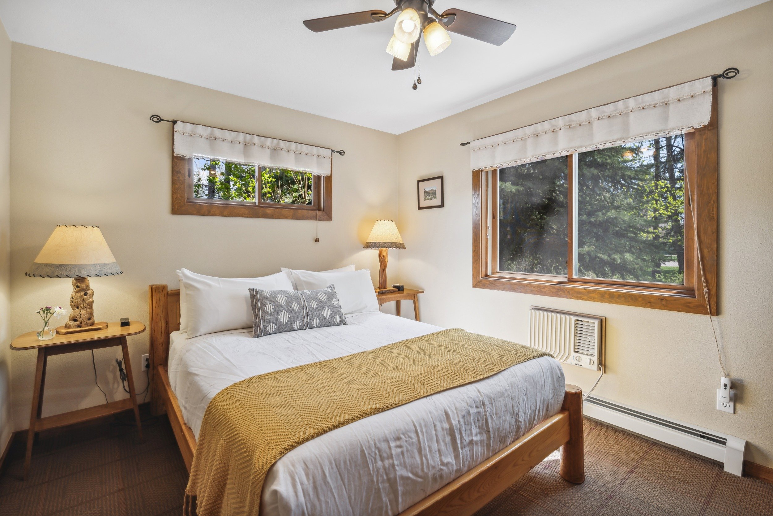 glacier suite 5.jpg