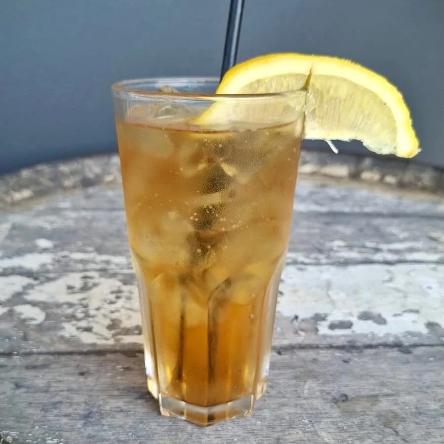 Available NOW! American Style Sweet Tea 🫖🧊

This secret family recipe is served sweet and fresh, only at The Lazy George Cafe, Marulan ☀️ 

#sweettea #cafespecial #marulan #thelazygeorgecafemarulan