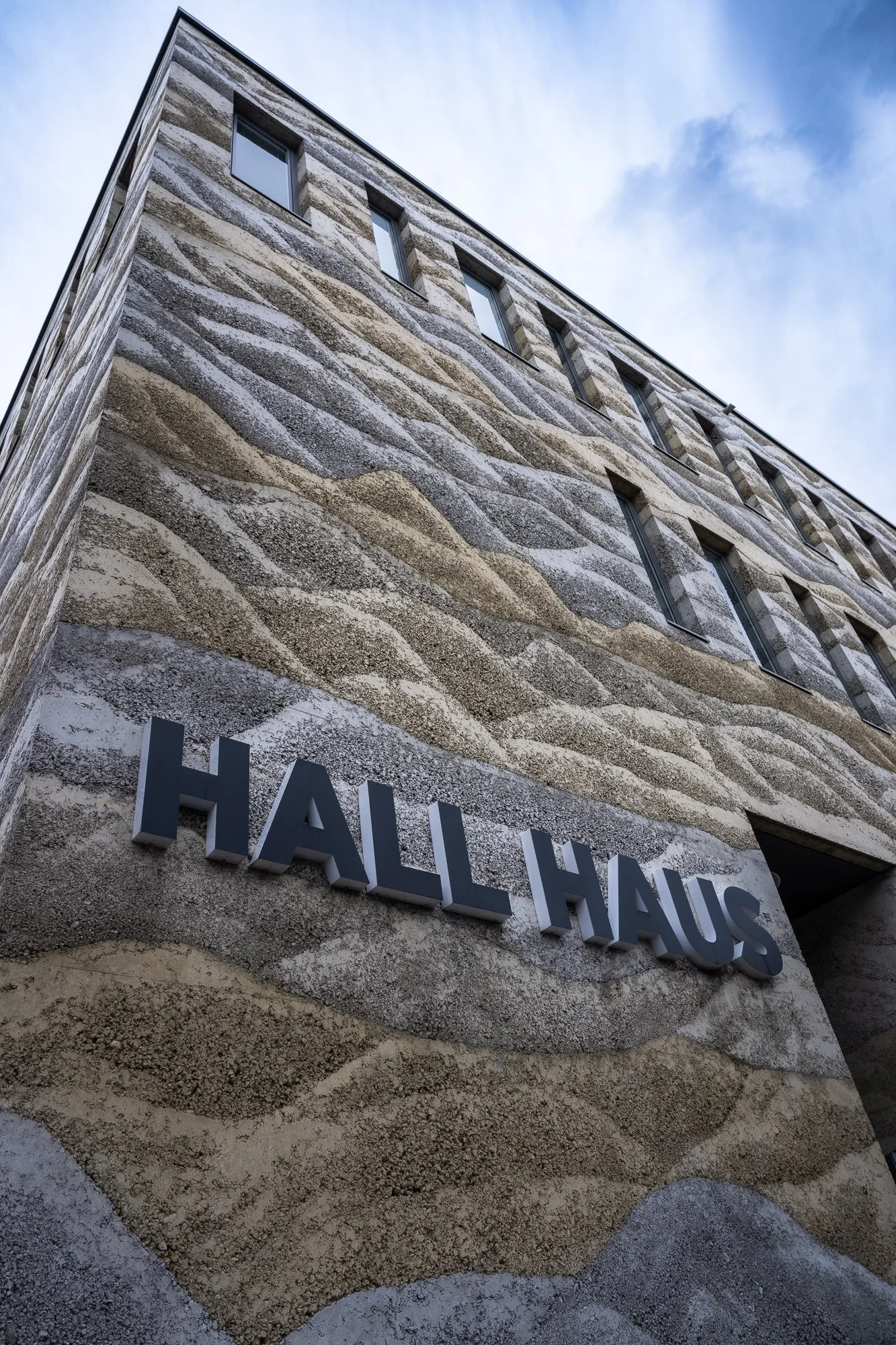 Dr.med. René Fischlechner. Spezialist für Hals-, Nasen- und Ohrenerkrankungen. Standort der Ordination in Hall in Tirol im Hallhaus.