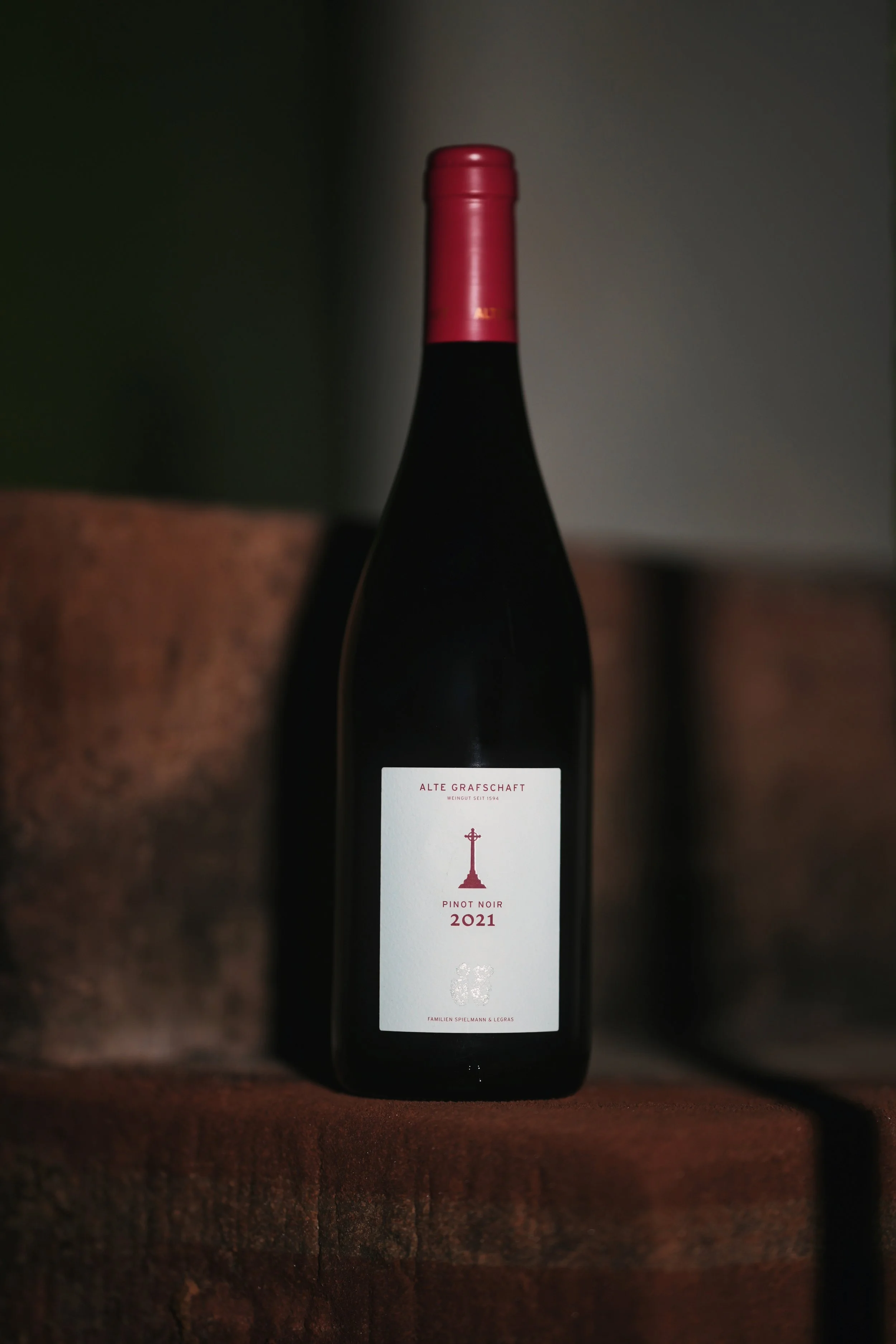 Kreuzwertheim Pinot Noir Full Bottle.jpg