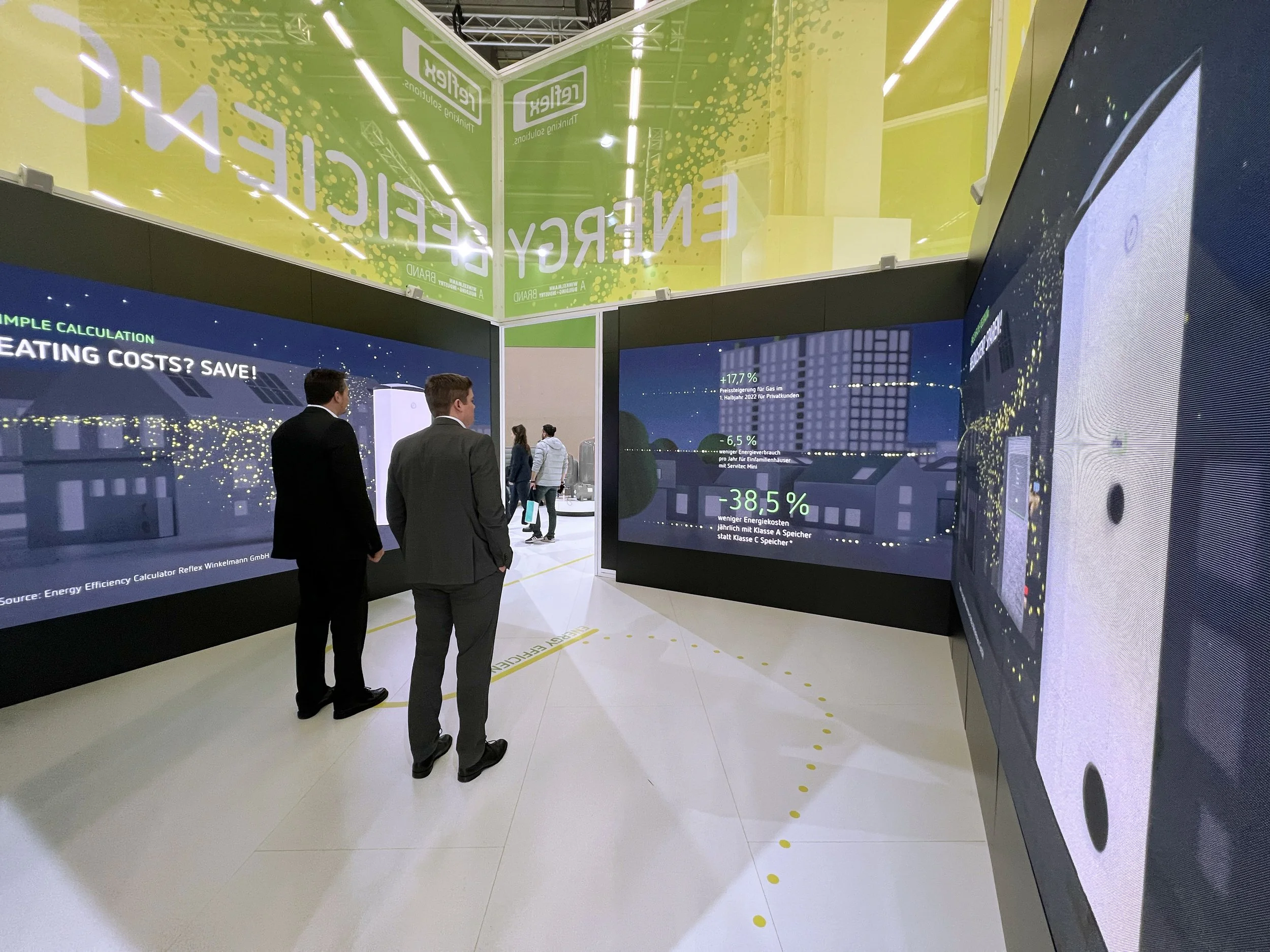 Flächenübergeifende 2D- und 3D-Animationen erweitern auf der ISH 2023 den Raum ins Digitale