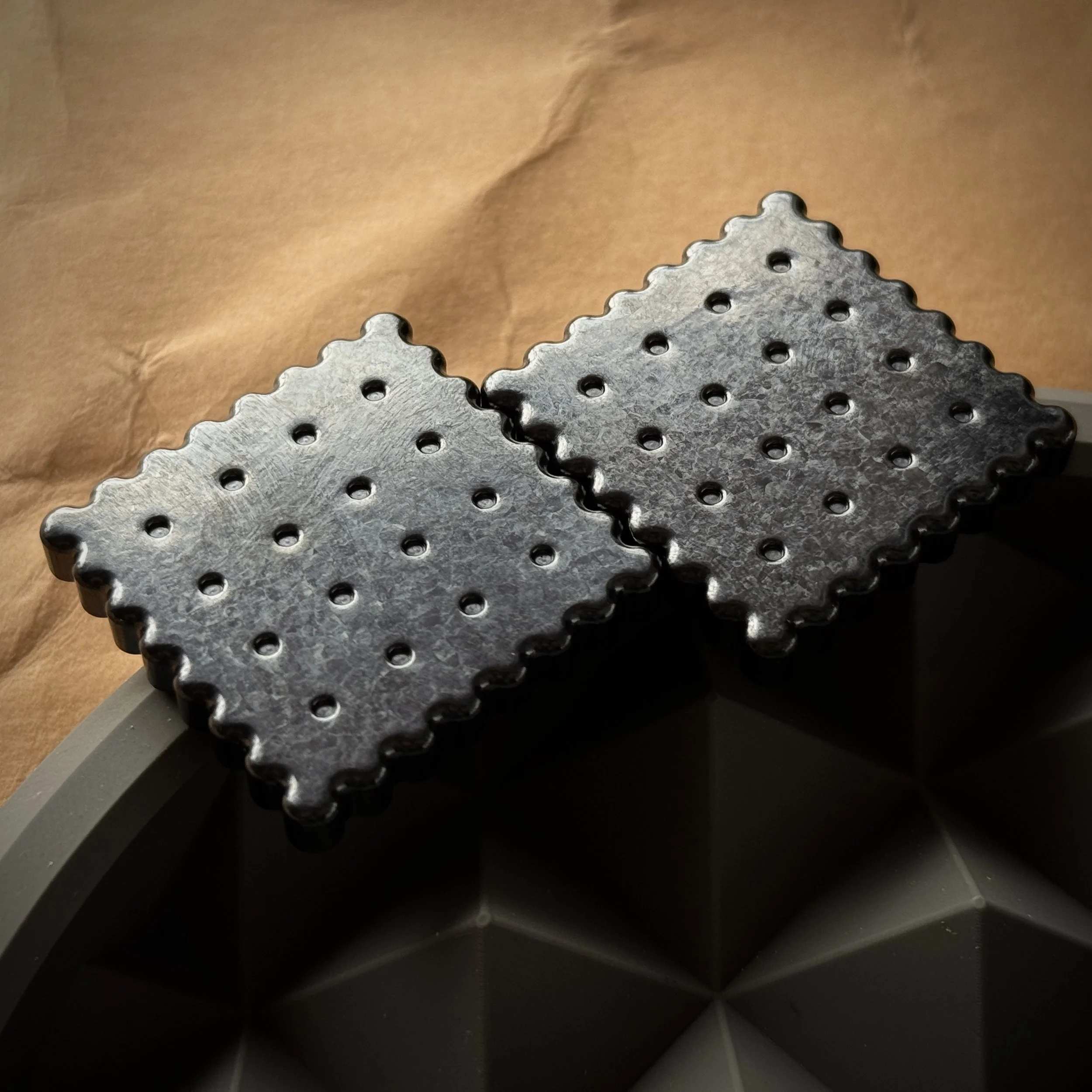 Clown Orange Soda Cracker Magnetic Fidget Slider - Crystalized Zirc