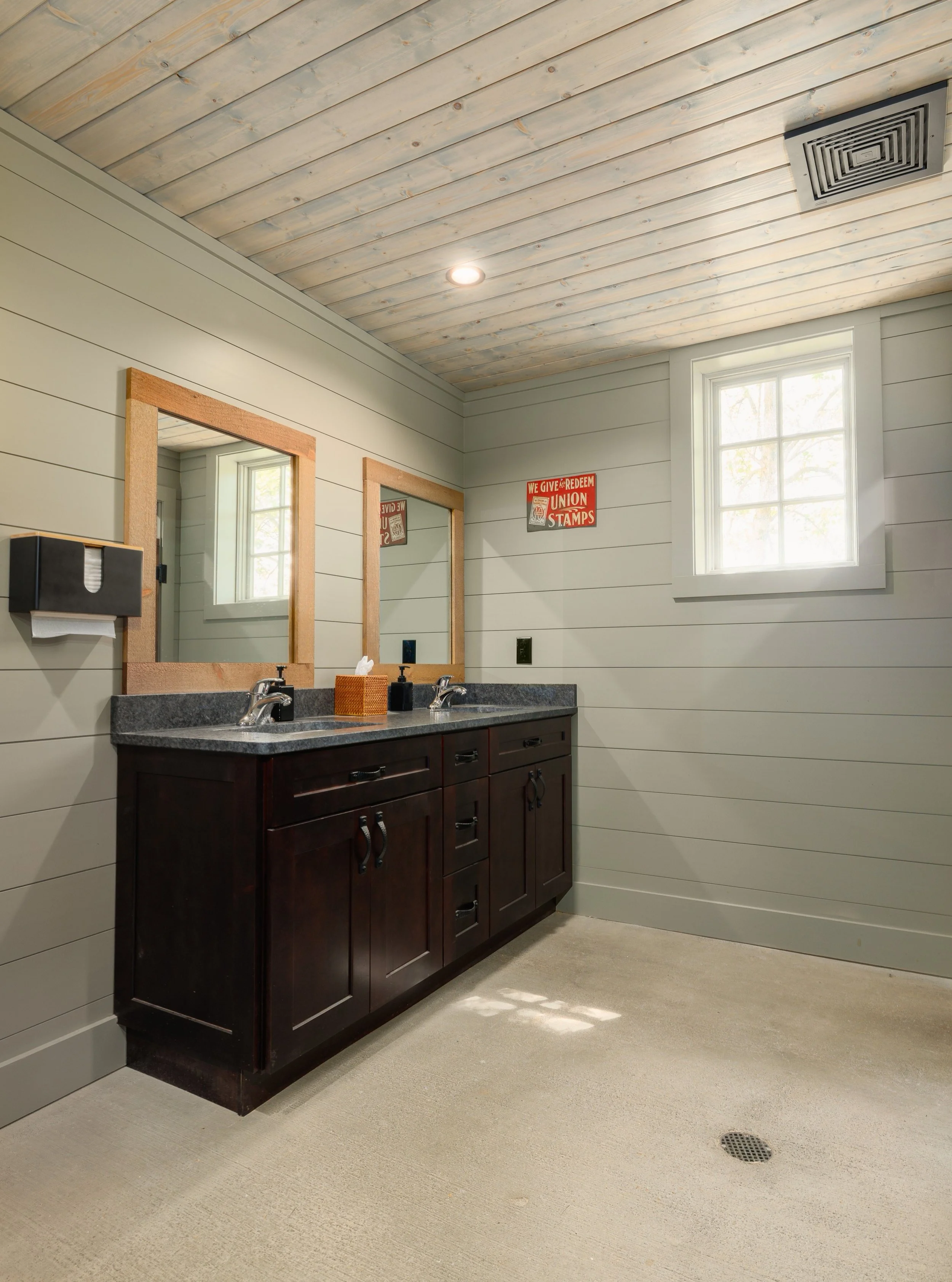 Recent renovations to the Long Barn at The Olde Farm included upgraded restroom facilities and an expanded snack and kitchen area, creating a convenient drive-thru experience where guests can quickly pick up food and beverages. These enhancements wer