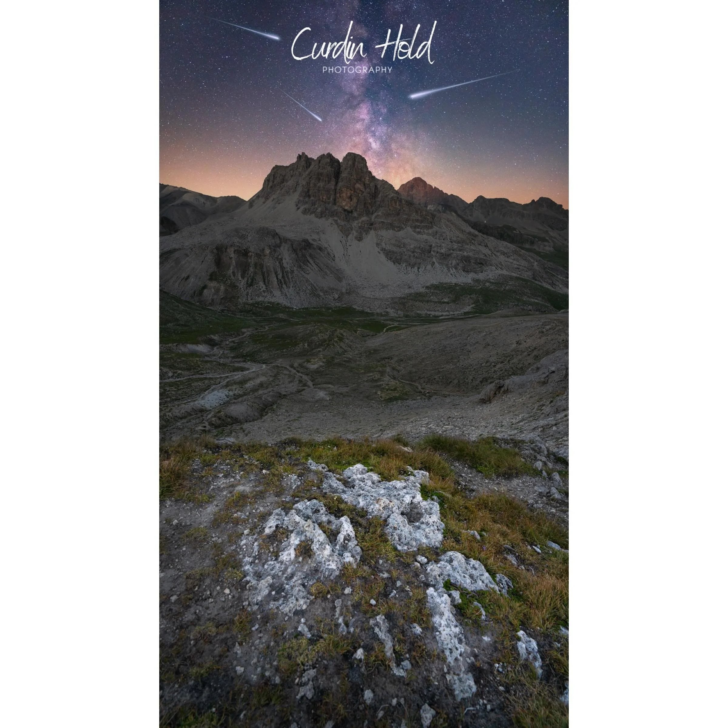 Reise der Perseiden☄️📸
#sonyalpha #sony #sonyphotography #sigmaart #landschaftsfotografie #landscapephotography #naturephotography #natur #sonnenuntergang #schnee #eis #bergwelt #schweiz #bergsee #fotografie #adventure #nightphotography #nachtfotogr