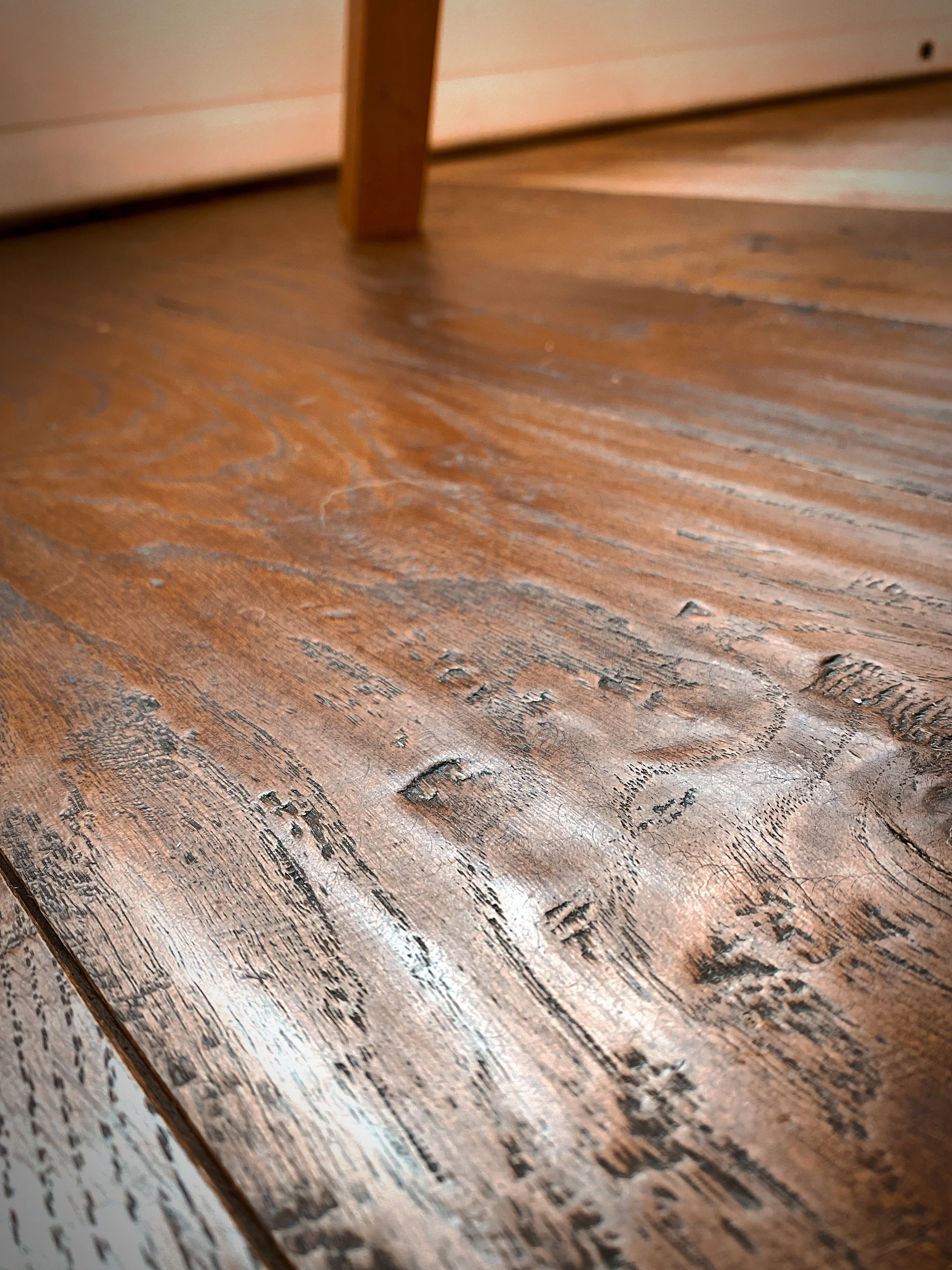 Why choose a hand scraped floor?