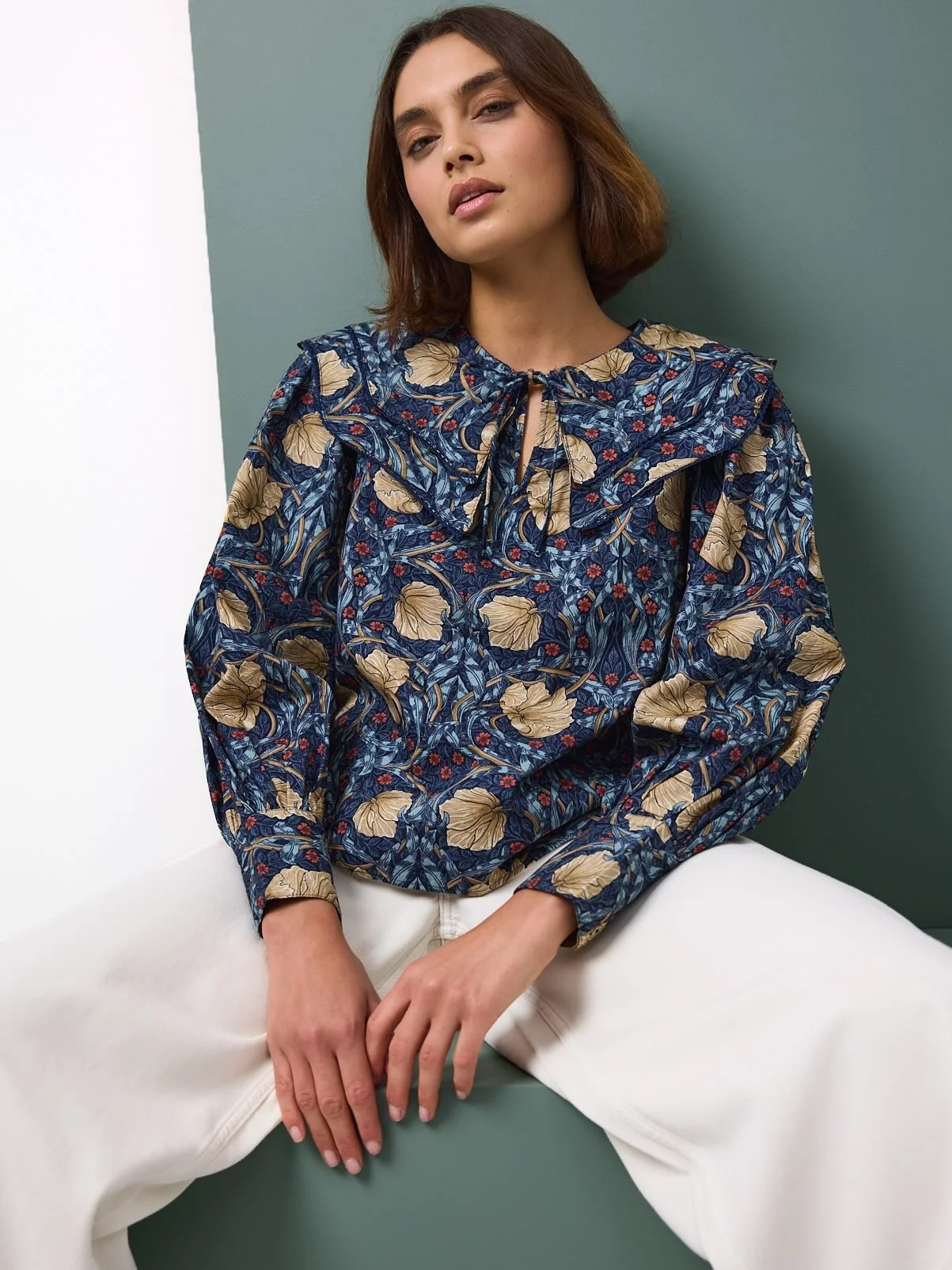 @wmorrisandco x @tuclothing 📸
-
@emilyboyles_styling 
@hollyturnerstylist