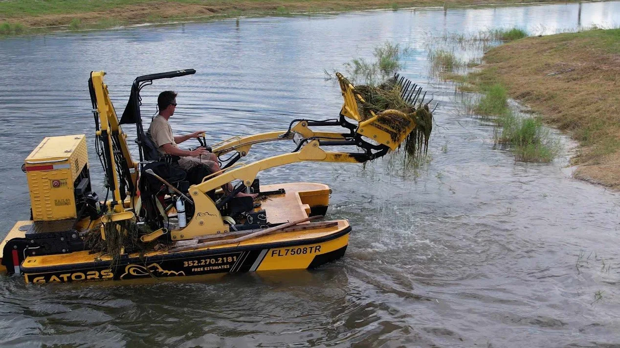 boat action shot.jpeg