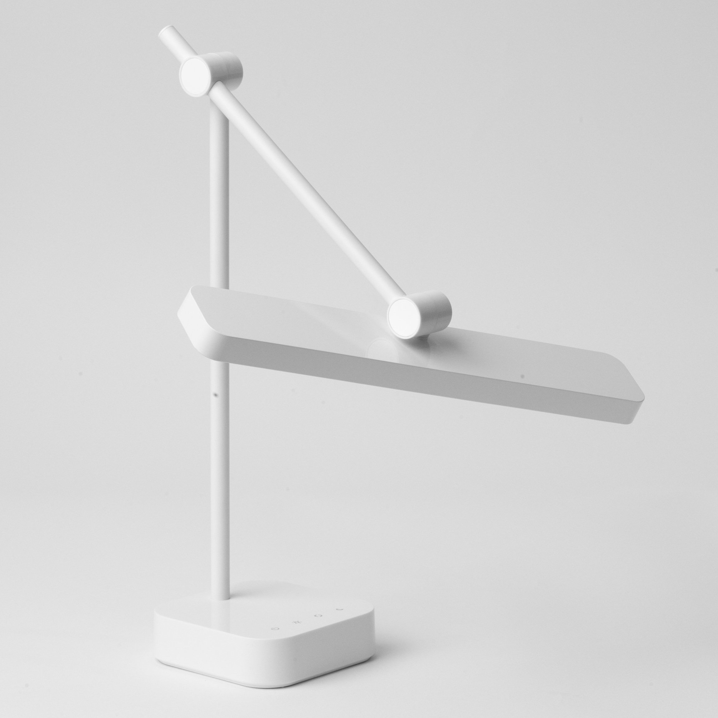 Close-up of Barmika DIGNITY BMK-T81 LED desk lamp's eye protection feature for comfortable lighting in home, study, or office.