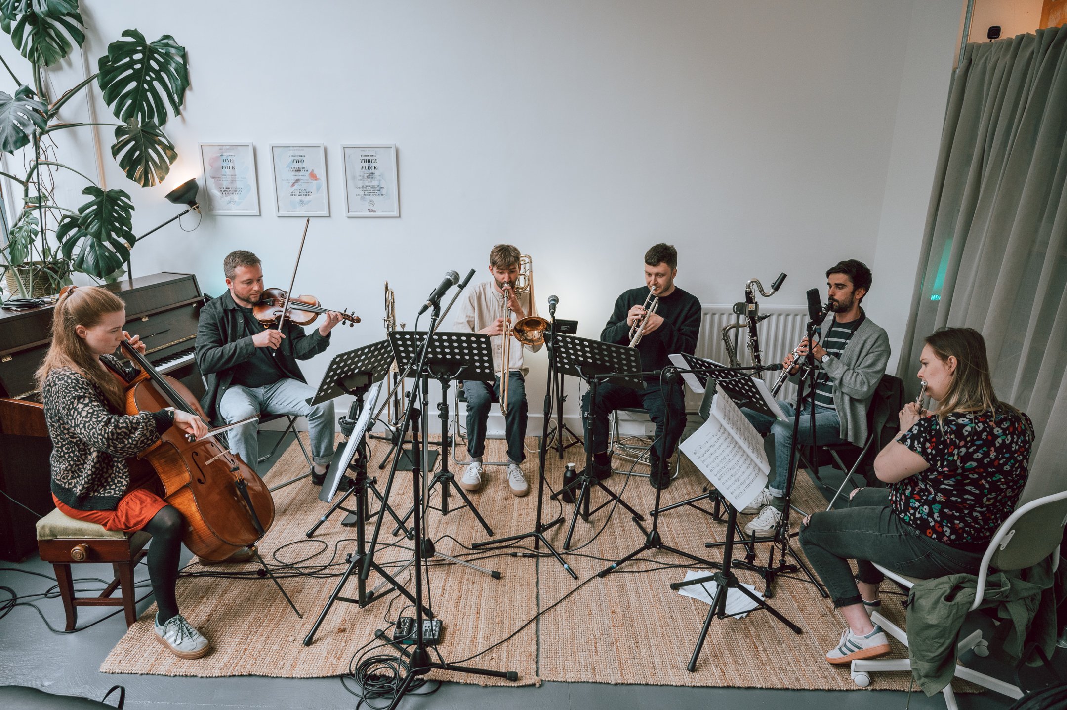 MULTI-DISCIPLINARY // Ian in the founder of 55minus1, a 6-piece group made up of trombone, trumpet, sax, flute, cello and violin. 55minus1 creates and performs genre-less music through exciting new commissions and collaborations with artists and perf