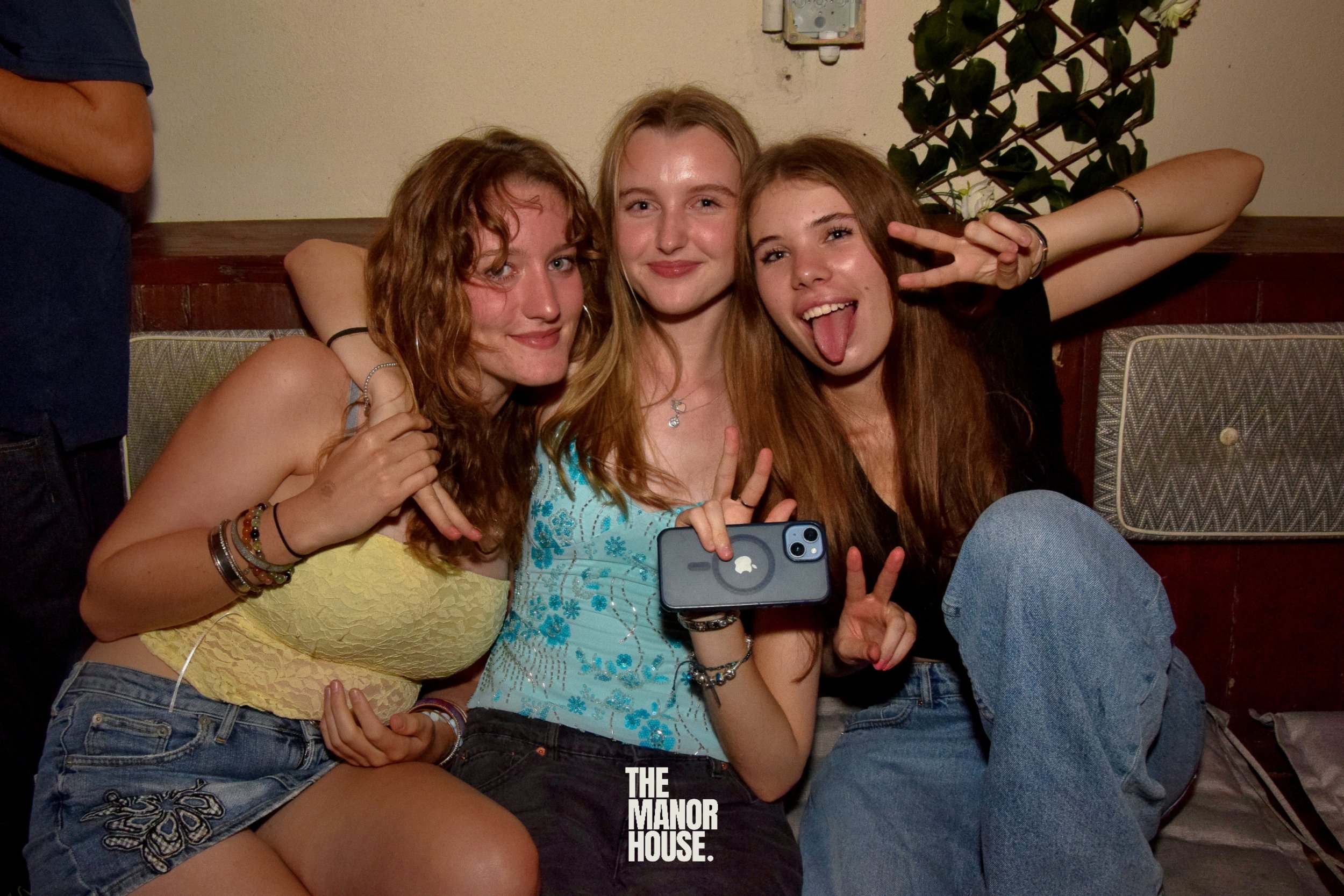 205.jpg