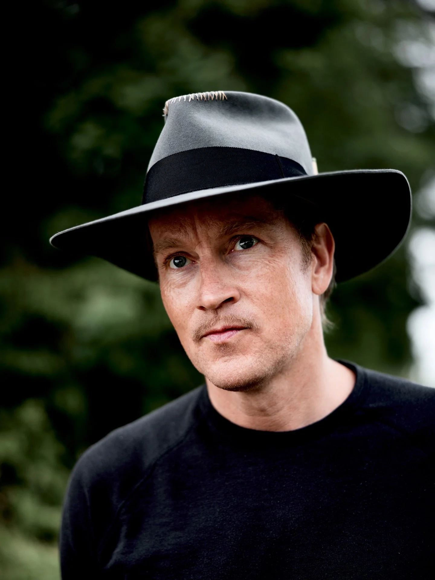 &Oslash;ystein Greni presenterer Bigbang - LIVE p&aring; Carls, Fredag 13. mars! 

Etter en lang karriere som bandleder og l&aring;tskriver har &Oslash;ystein Greni en l&aring;tkatalog som er f&aring; forunt, fylt med melodier og gitarriff som vil le