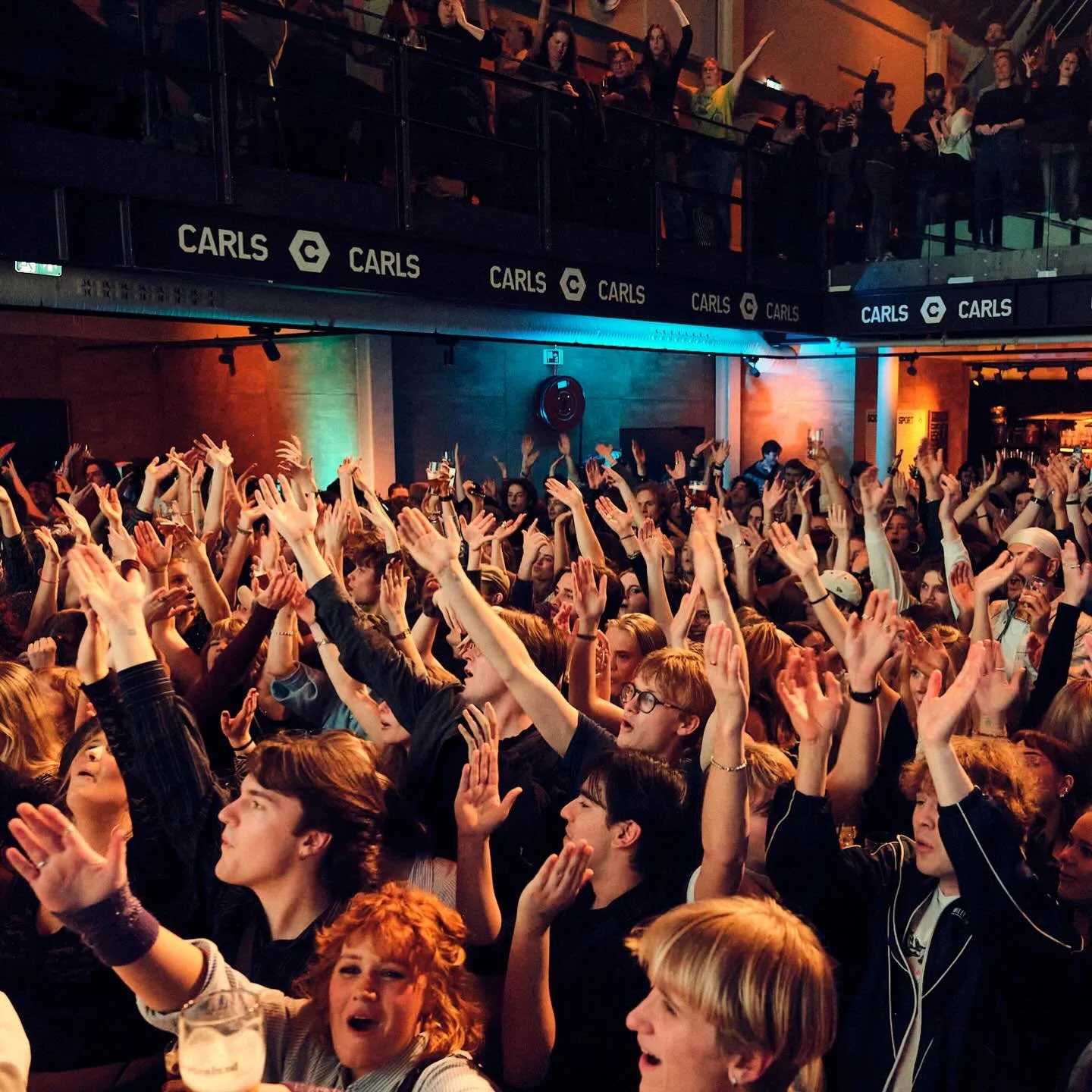 Fullt hus p&aring; f&oslash;rste Vorssamling! Vi gleder oss til neste gang @vorssamlingen_kor 🔥

Foto @noahgylver @lysverkfoto